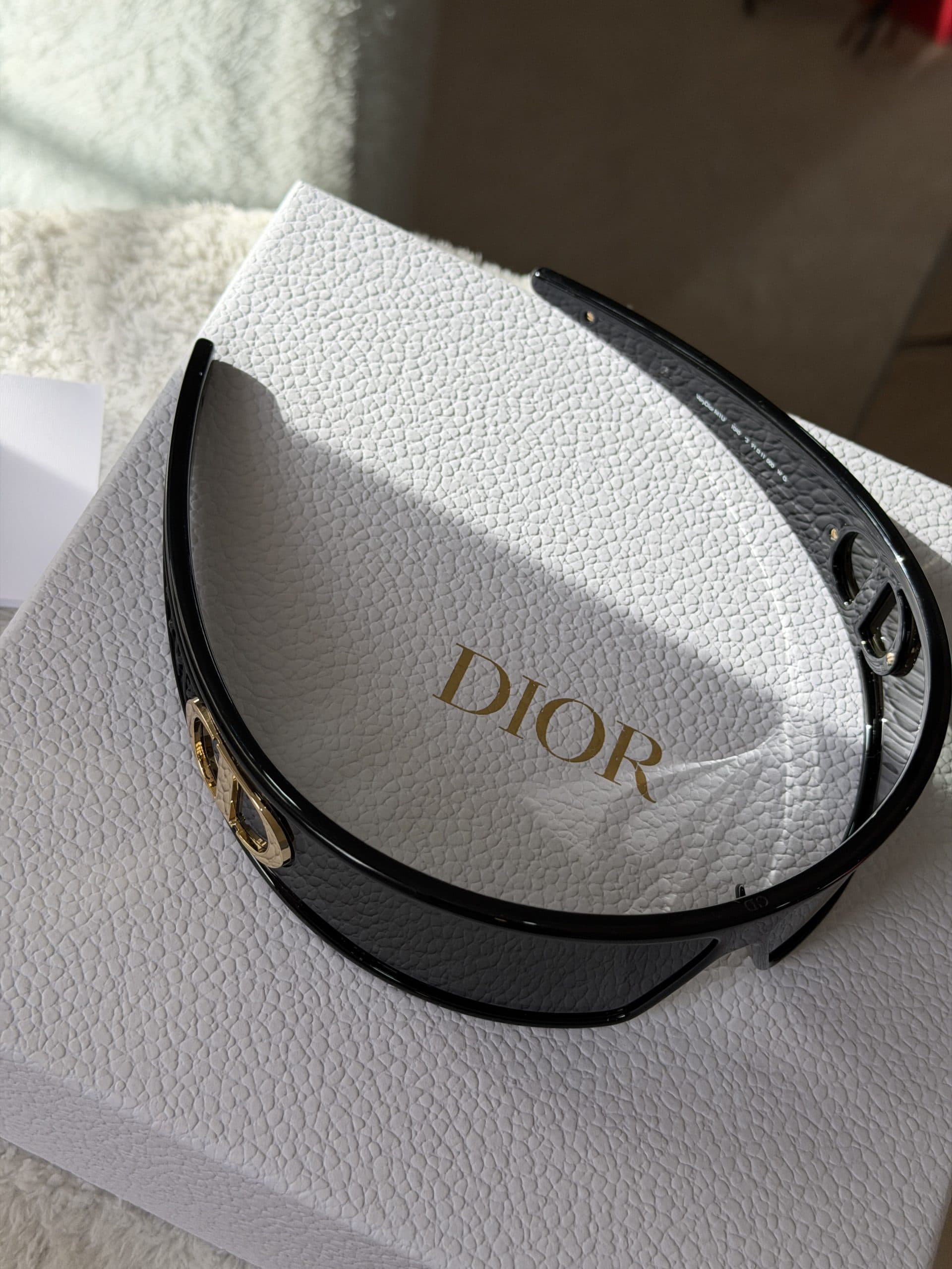 عینک دیورDior — تصویر ۵
