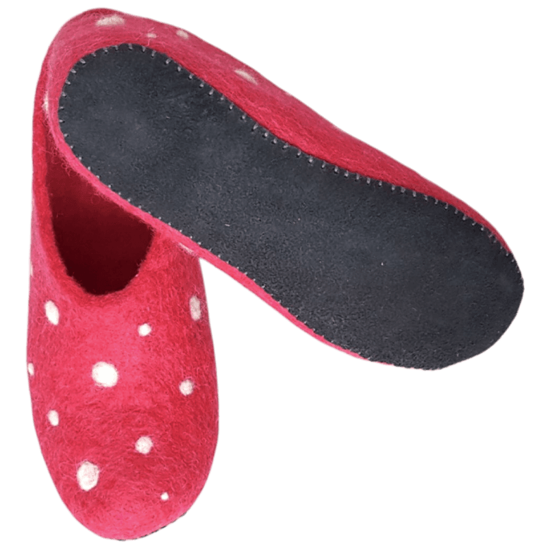 Polka Dot Felt Slippers – Horfelt Brand — تصویر ۳