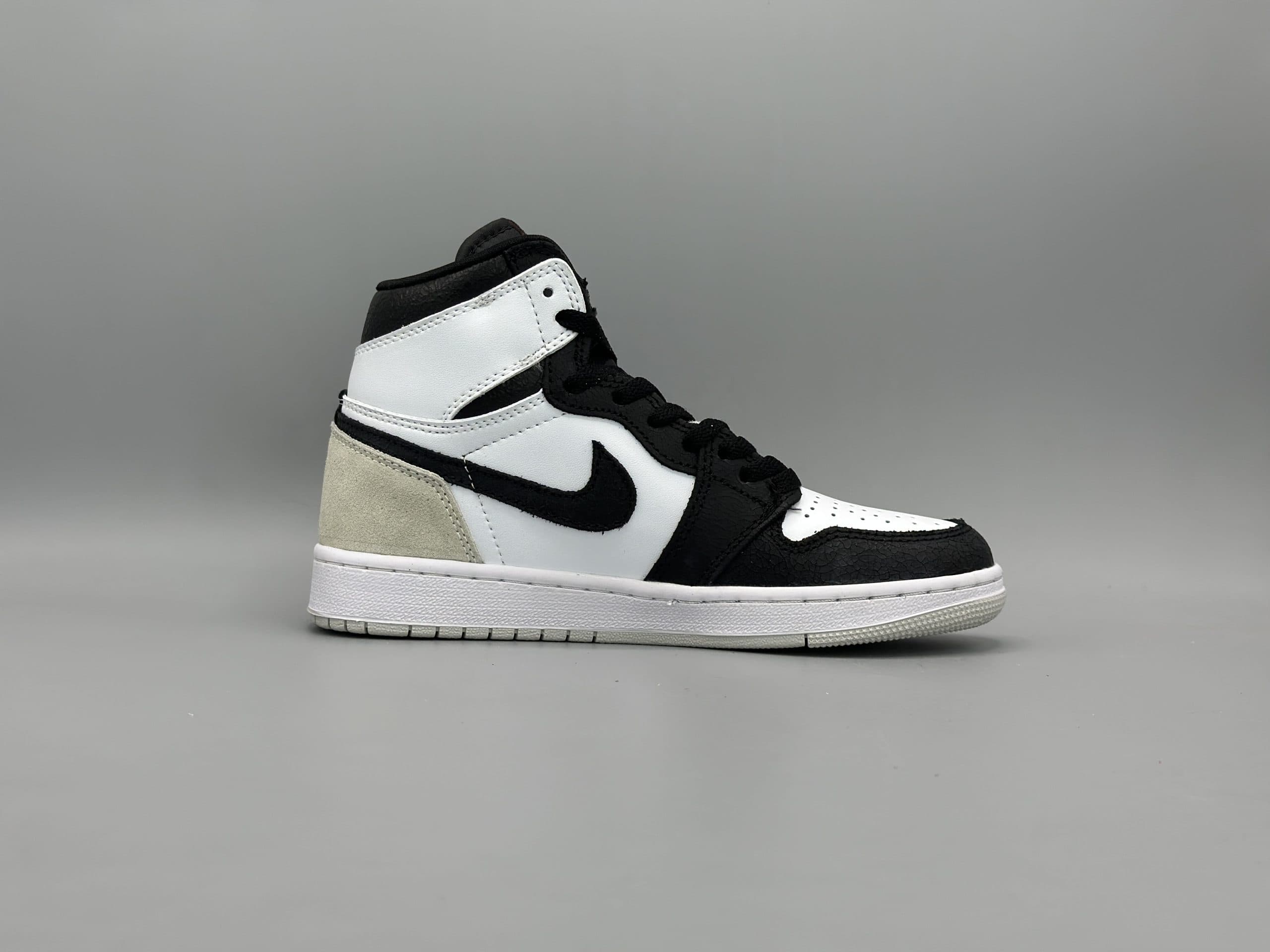 کتانی نایکی جردن1 بلیچد کورال/Nike Air Jordan1 Bleached Coral — تصویر ۳