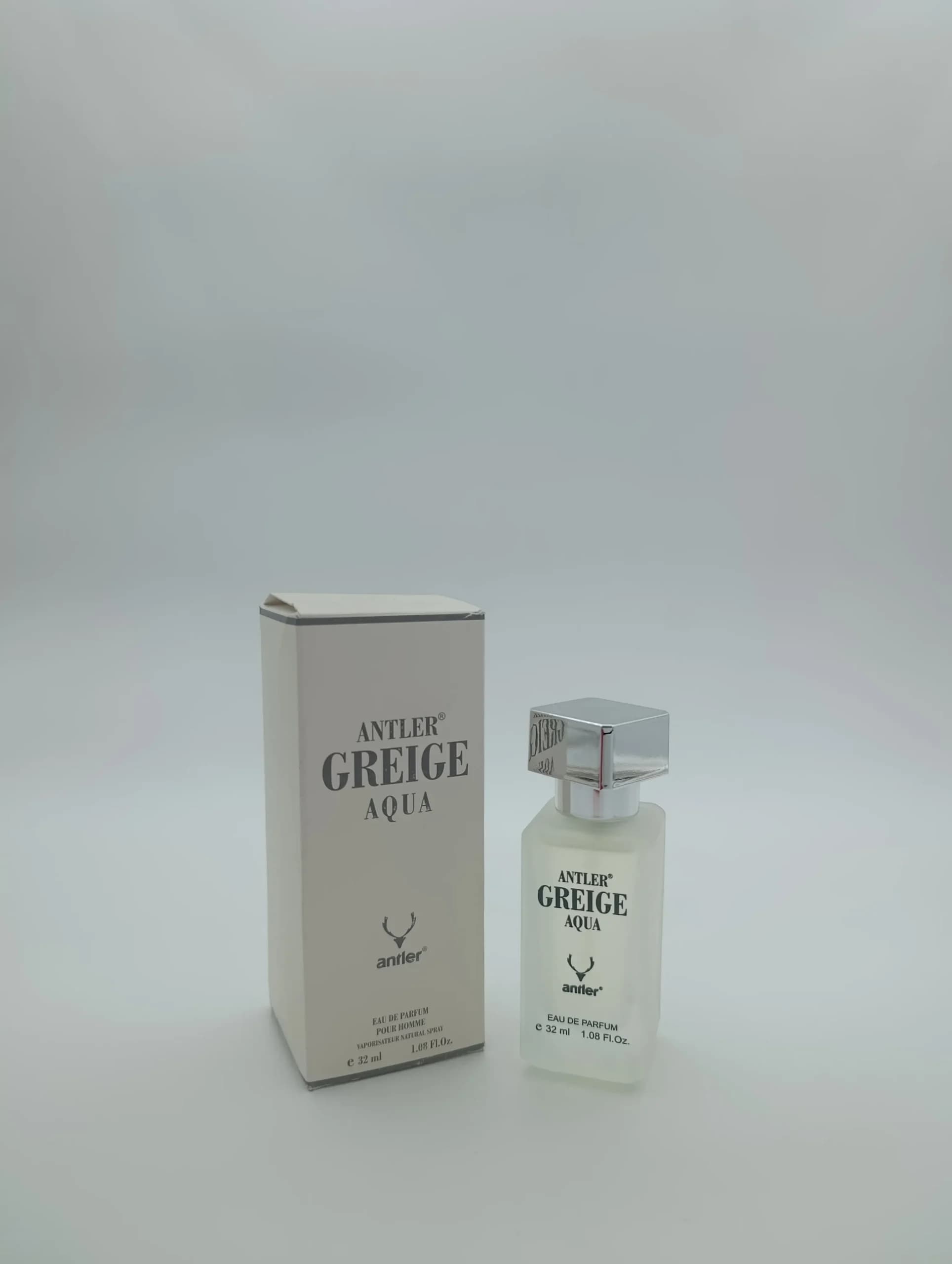 ادو پرفیوم جیبی مردانه انتلر Antler مدل گریج آکوا Greige Aqua حجم ۳۲ میل | خنک و تلخ آبزی دریایی (جورجیو آرمانی آکوا دی جیو)