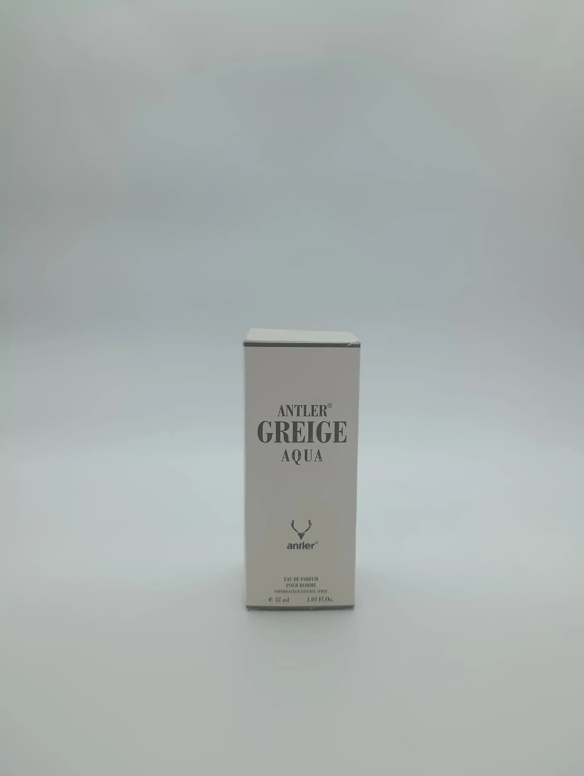 ادو پرفیوم جیبی مردانه انتلر Antler مدل گریج آکوا Greige Aqua حجم ۳۲ میل | خنک و تلخ آبزی دریایی (جورجیو آرمانی آکوا دی جیو) — تصویر ۳