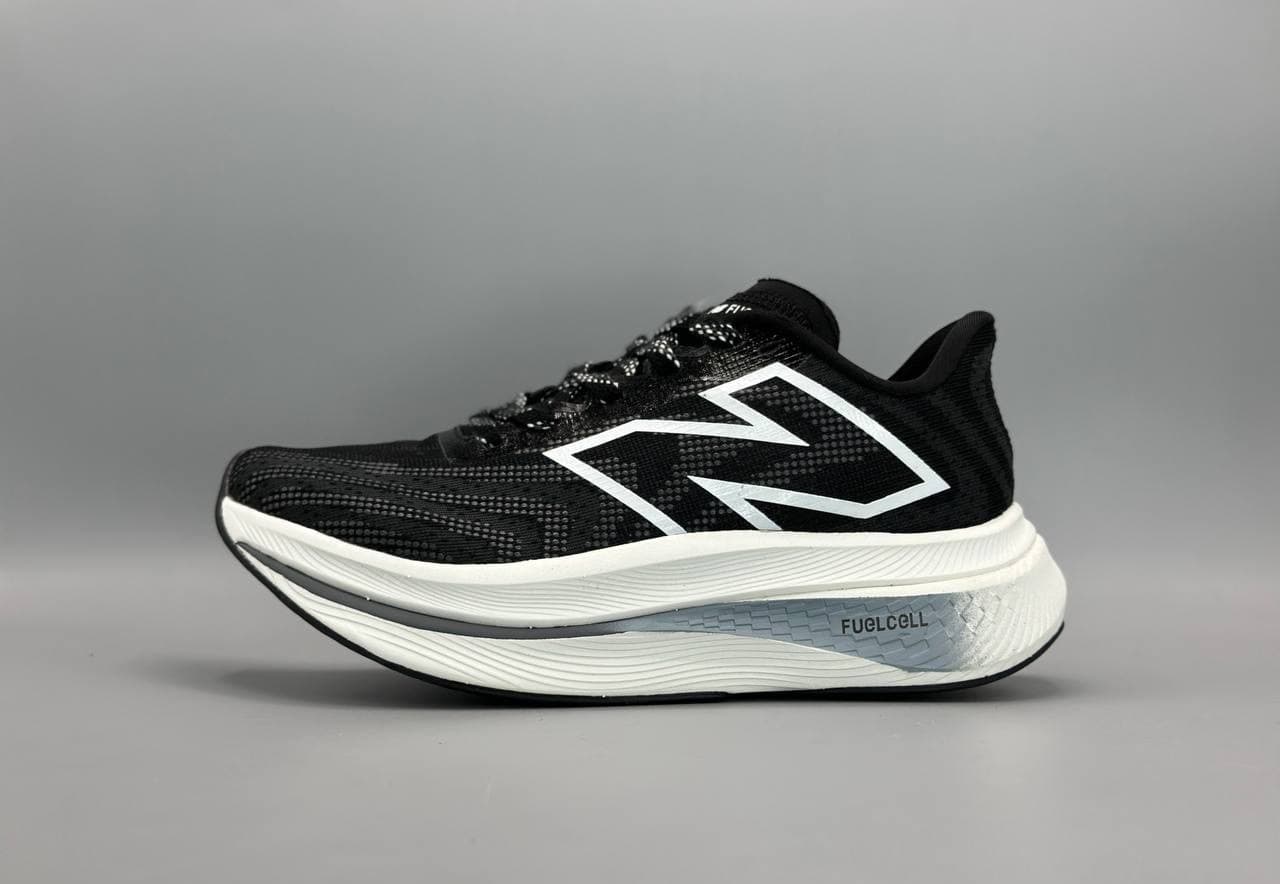 کتانی نیوبالانس سوپرکومپ ترینر مشکی سفید/New Balance trainer