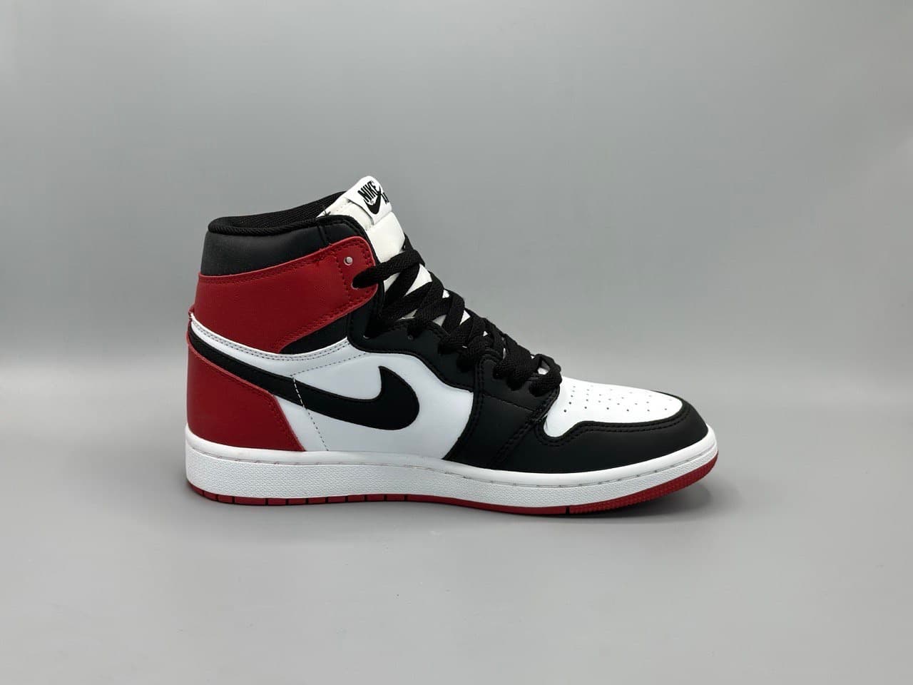 کتانی نایکی جردن1 بلک توو/Nike Air Jordan1 Black toe — تصویر ۷