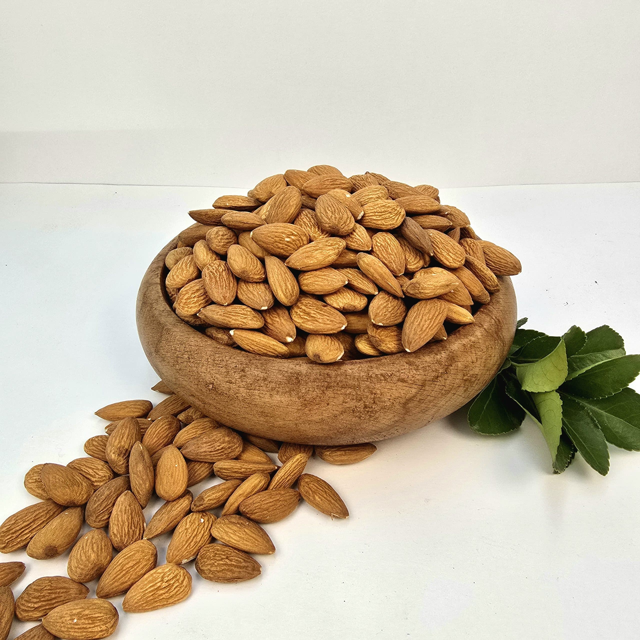 بادام زرین خام