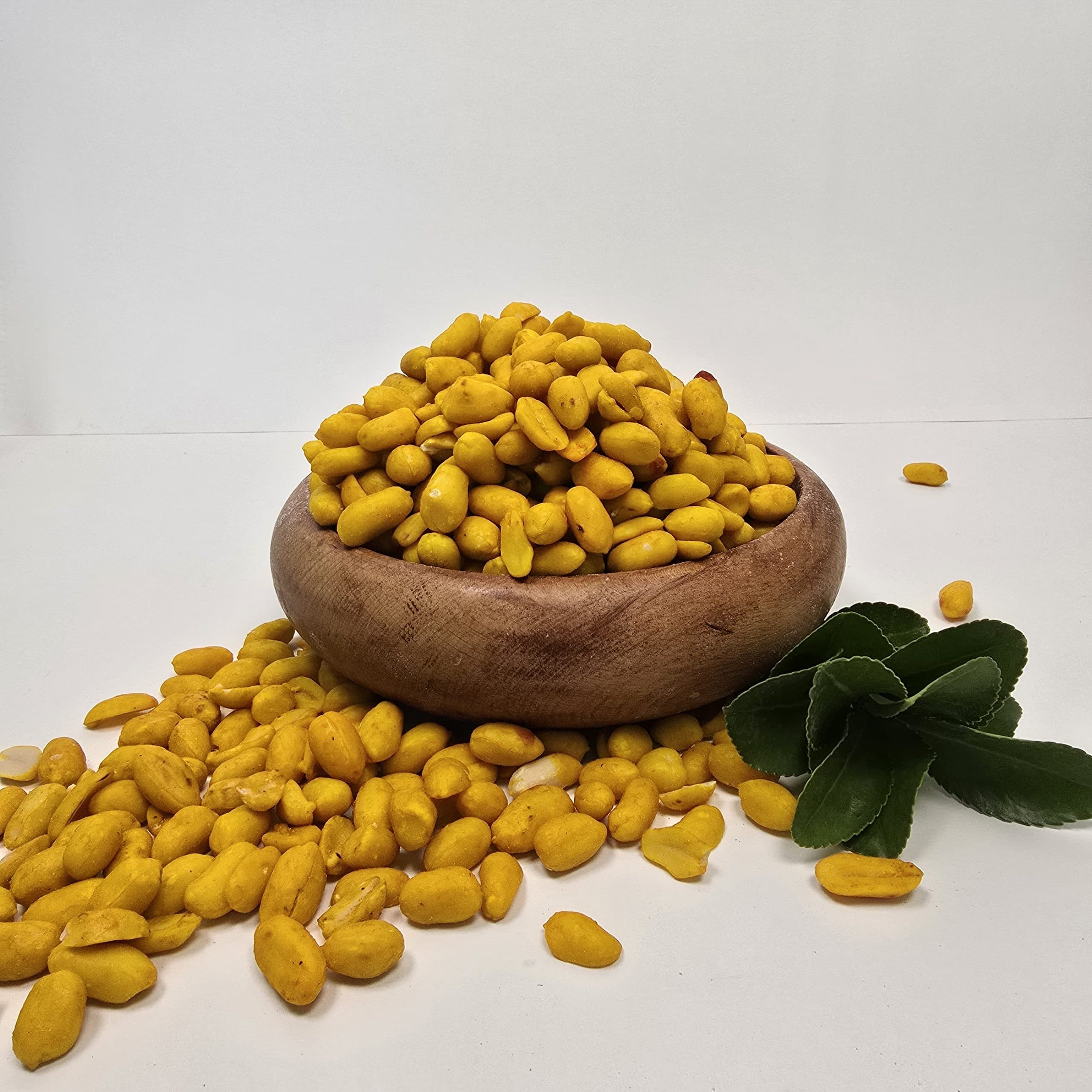 بادام زمینی زرد شور
