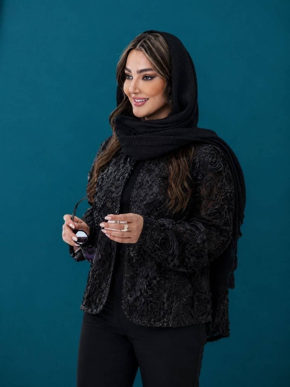 کت کریستال گلی — تصویر ۴