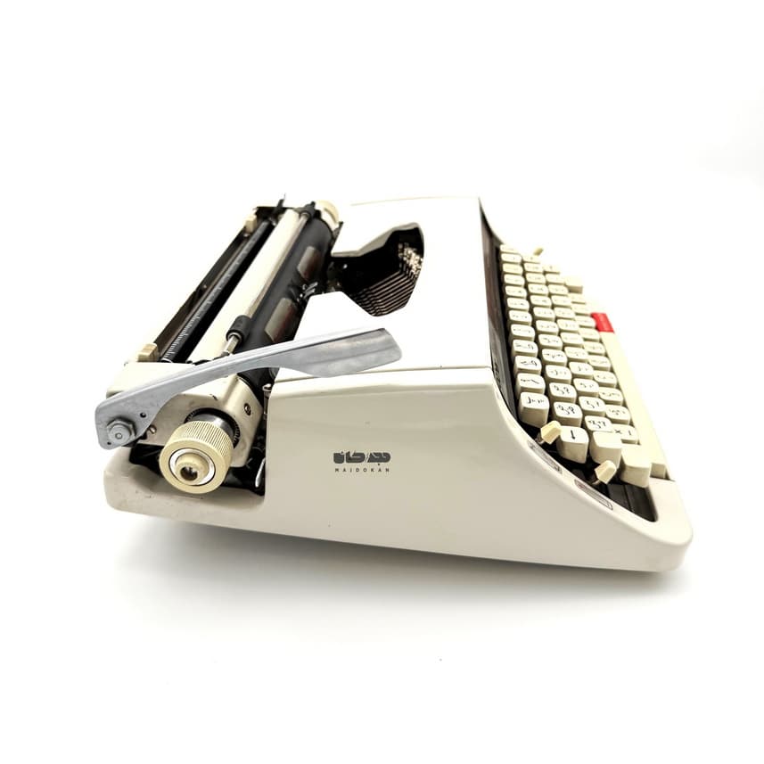 ماشین تایپ فارسی Brother deluxe 1510 — تصویر ۴