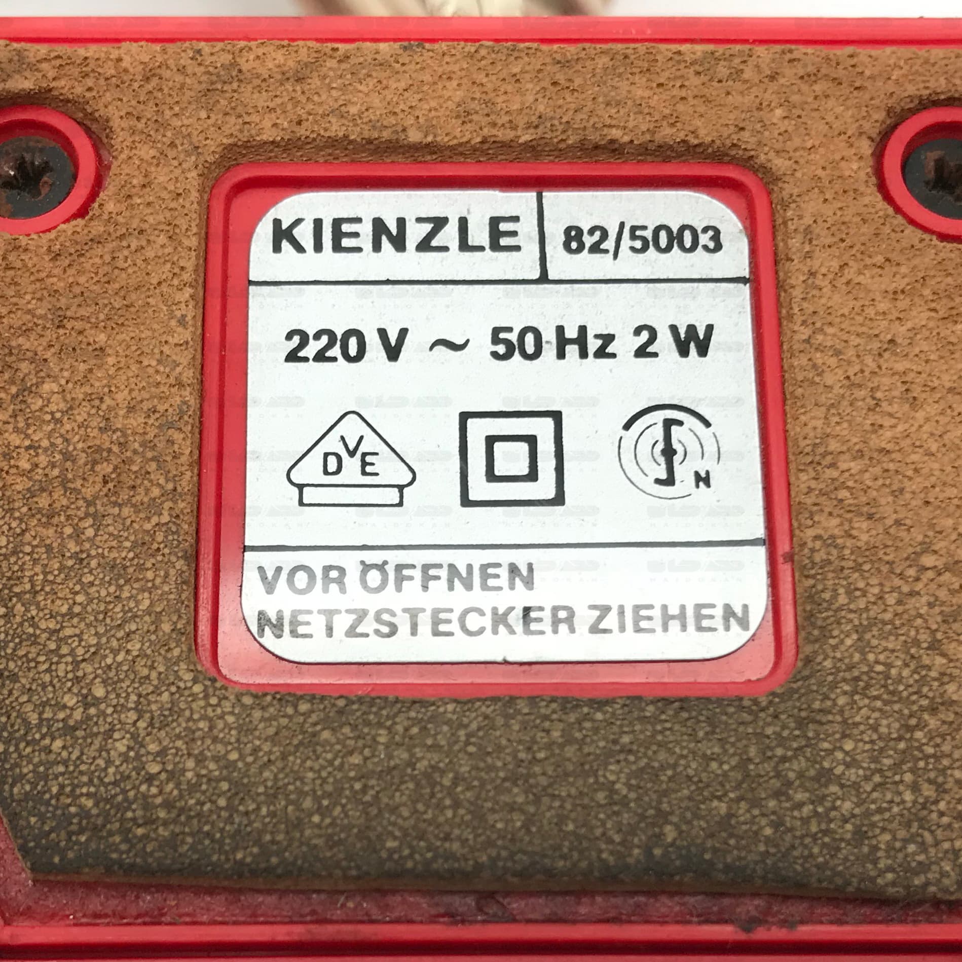 ساعت Kienzle رومیزی برقی — تصویر ۳