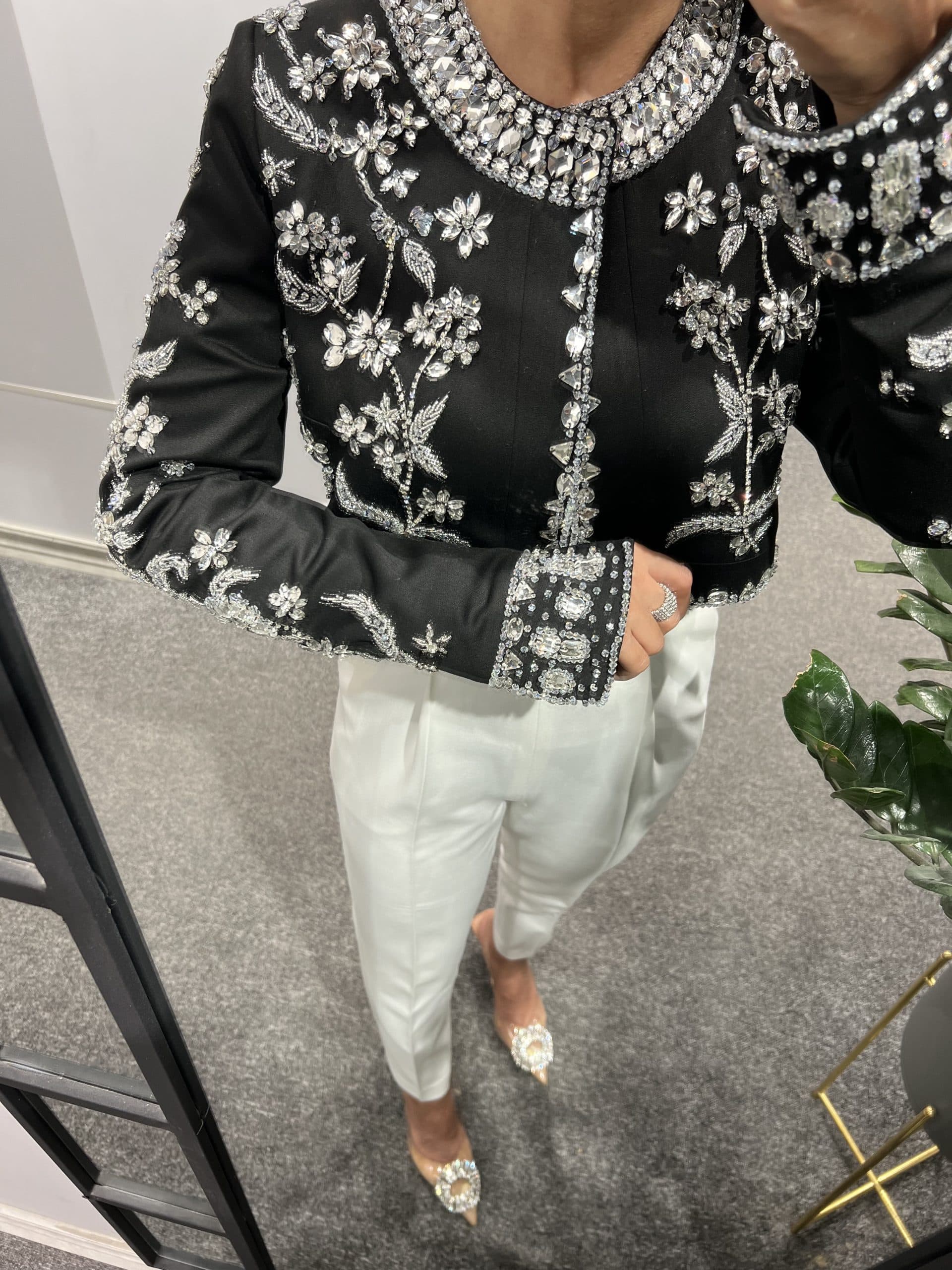 کراپ کت گوهر — تصویر ۵