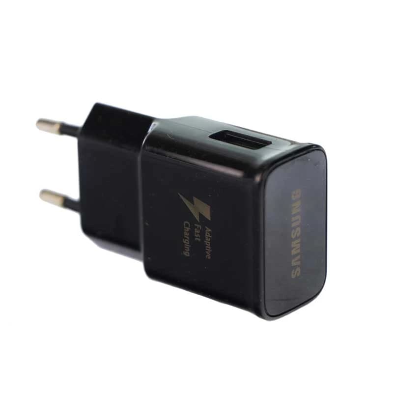 شارژر دیواری سامسونگ S8 High Copy مدل EP-TA20EBE — تصویر ۳