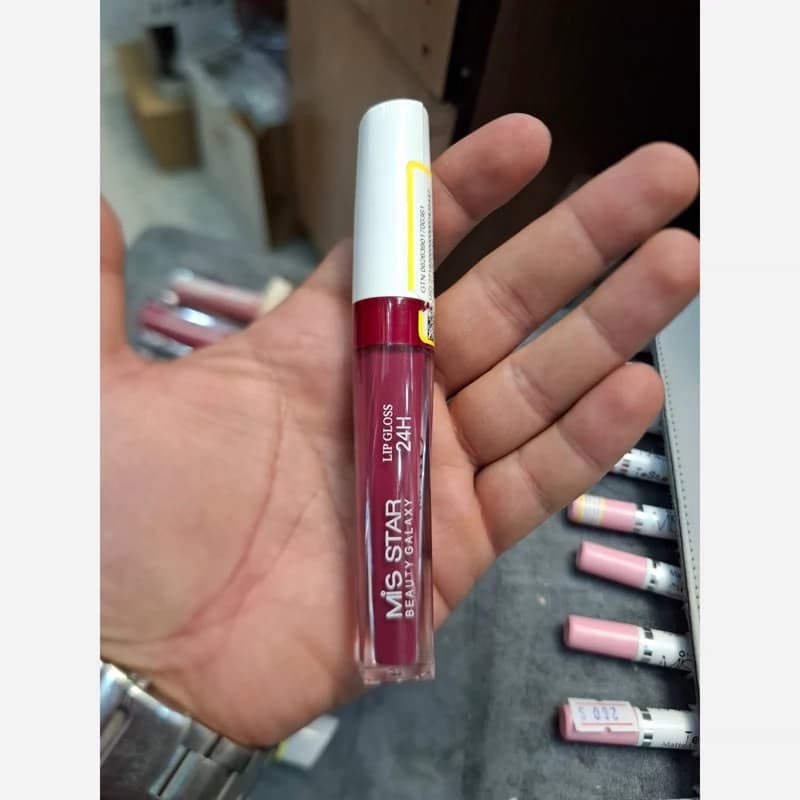 رژلب مایع میس استار 24 ساعته شماره 17 MLG — تصویر ۲