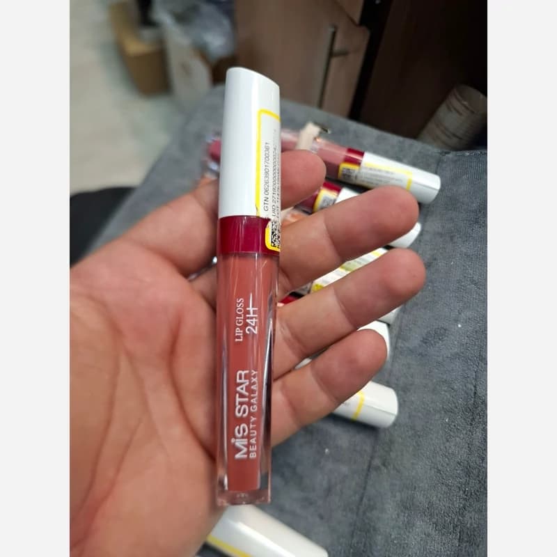 رژلب مایع میس استار 24 ساعته شماره 15 MLG — تصویر ۲