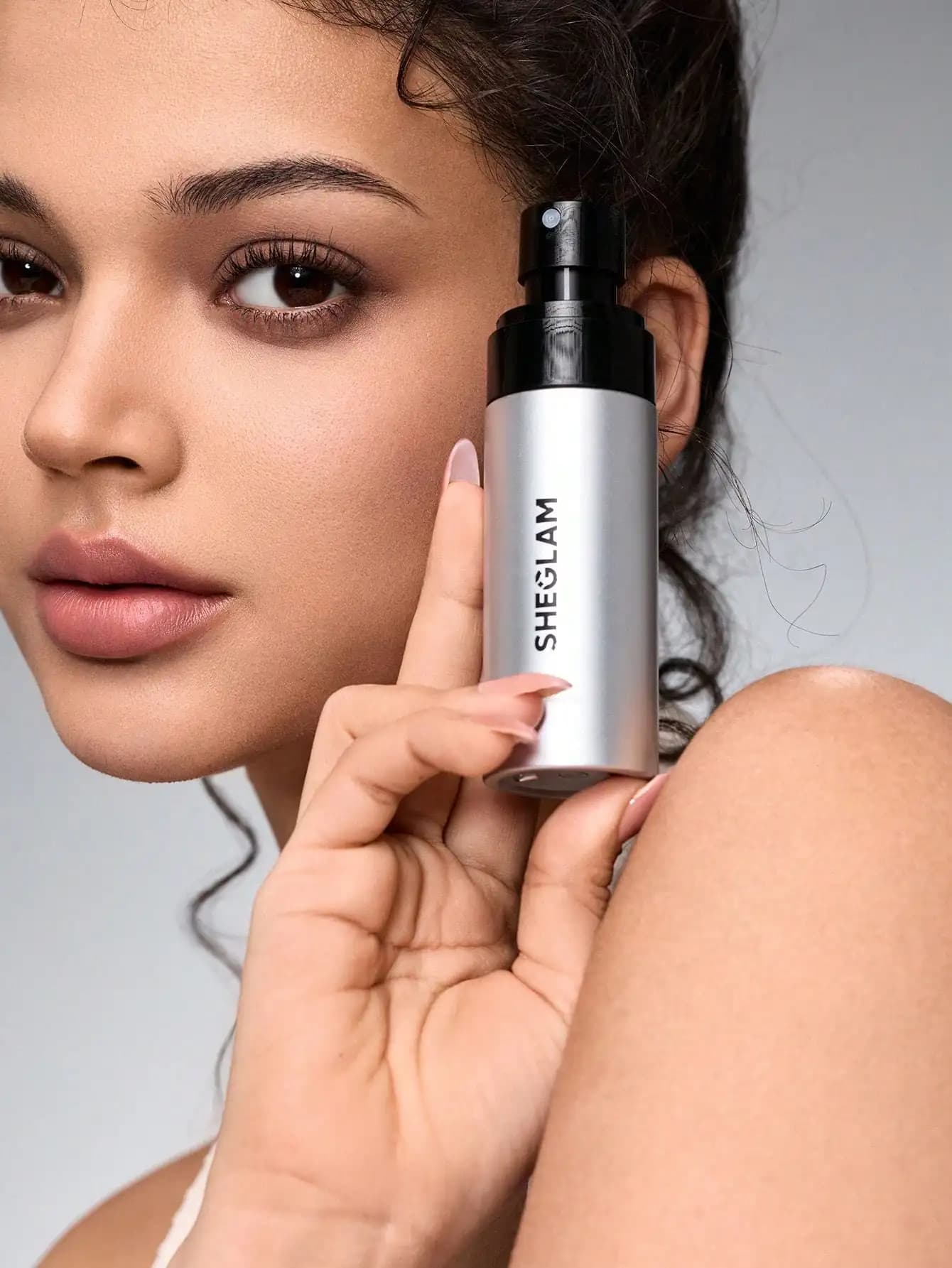 اسپری فیکس ضد آب شیگلم مات کننده Sheglam fixateur spray — تصویر ۳
