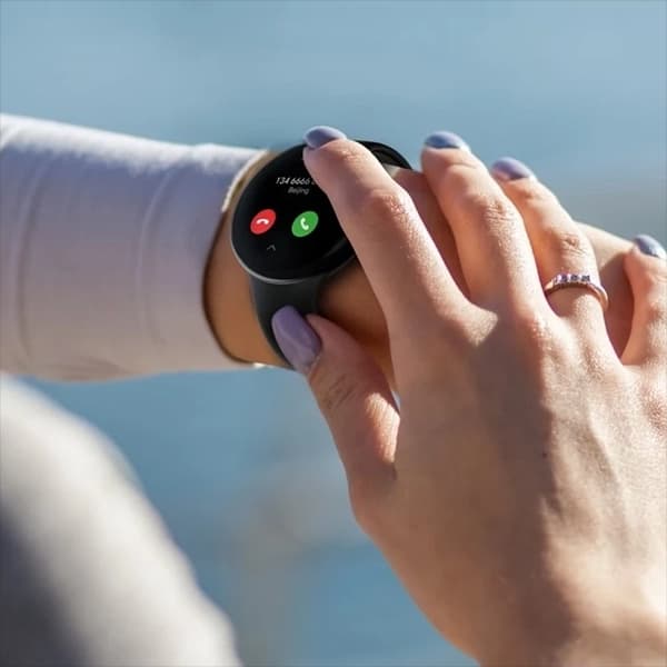 ساعت هوشمند آنر مدل Watch Fit Active — تصویر ۴