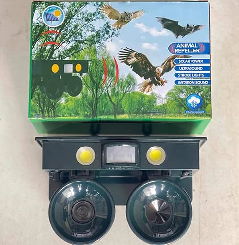 دستگاه دفع پرندگان و حیوانات خورشیدی Solar Outdoor Pest Repeller — تصویر ۳