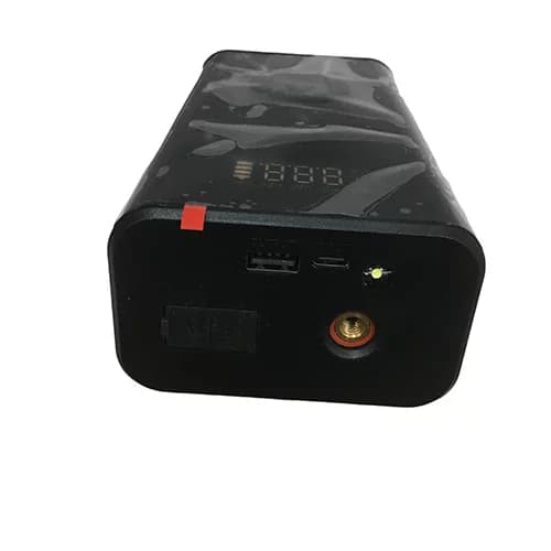 جامپ استارتر و پمپ باد شارژی چندکاره 8000mAh (All in One) — تصویر ۵