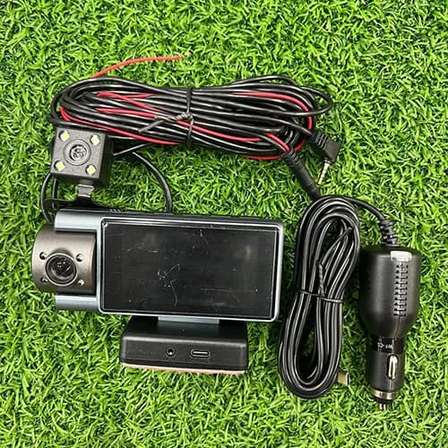 دوربین ثبت وقایع خودرو سه لنز وای‌ فای‌ دار BlackBOX DVR مدل 4K UltraHD — تصویر ۲