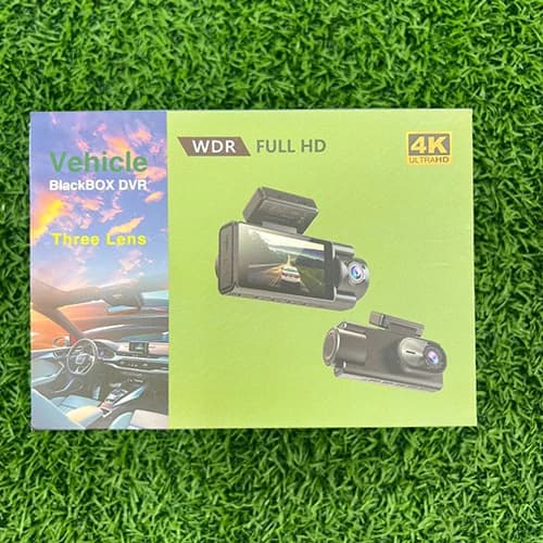 دوربین ثبت وقایع خودرو سه لنز وای‌ فای‌ دار BlackBOX DVR مدل 4K UltraHD