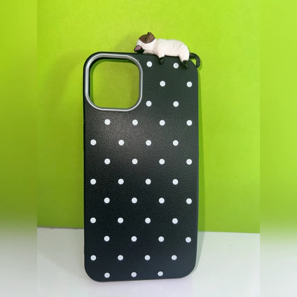 گارد خالدار گربه ای مناسب برای آیفون Iphone 13 — تصویر ۴