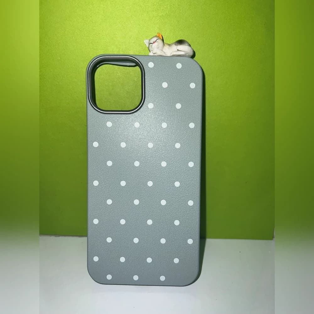 گارد خالدار گربه ای مناسب برای آیفون Iphone 13 — تصویر ۳