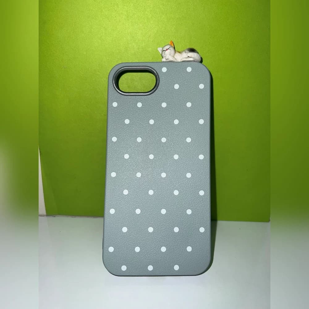 گارد خالدار گربه ای مناسب برای آیفون Iphone 16e — تصویر ۴