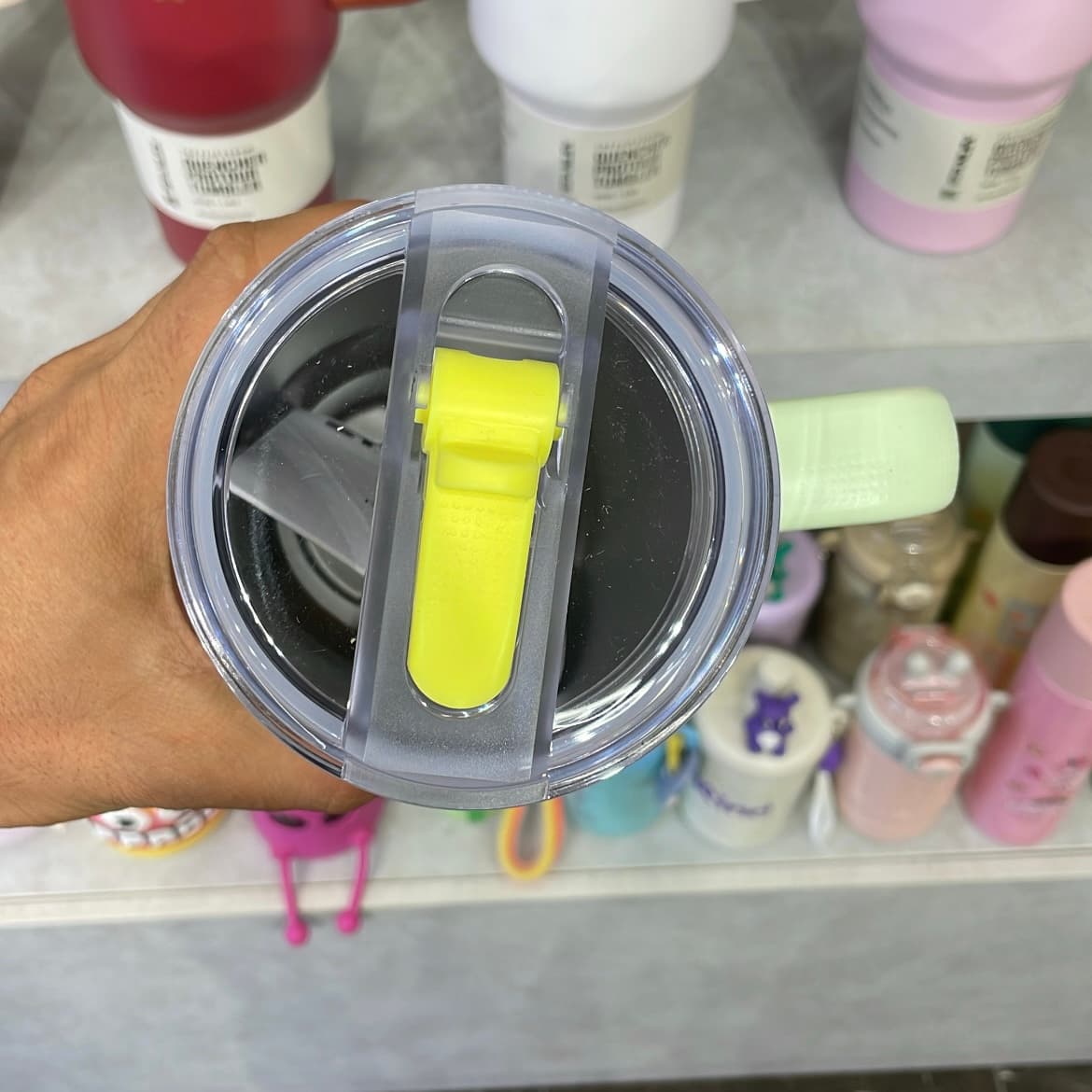 تراول ماگ استنلی رنگ Honeydew Hypergrip ضد نشت اورجینال — تصویر ۵