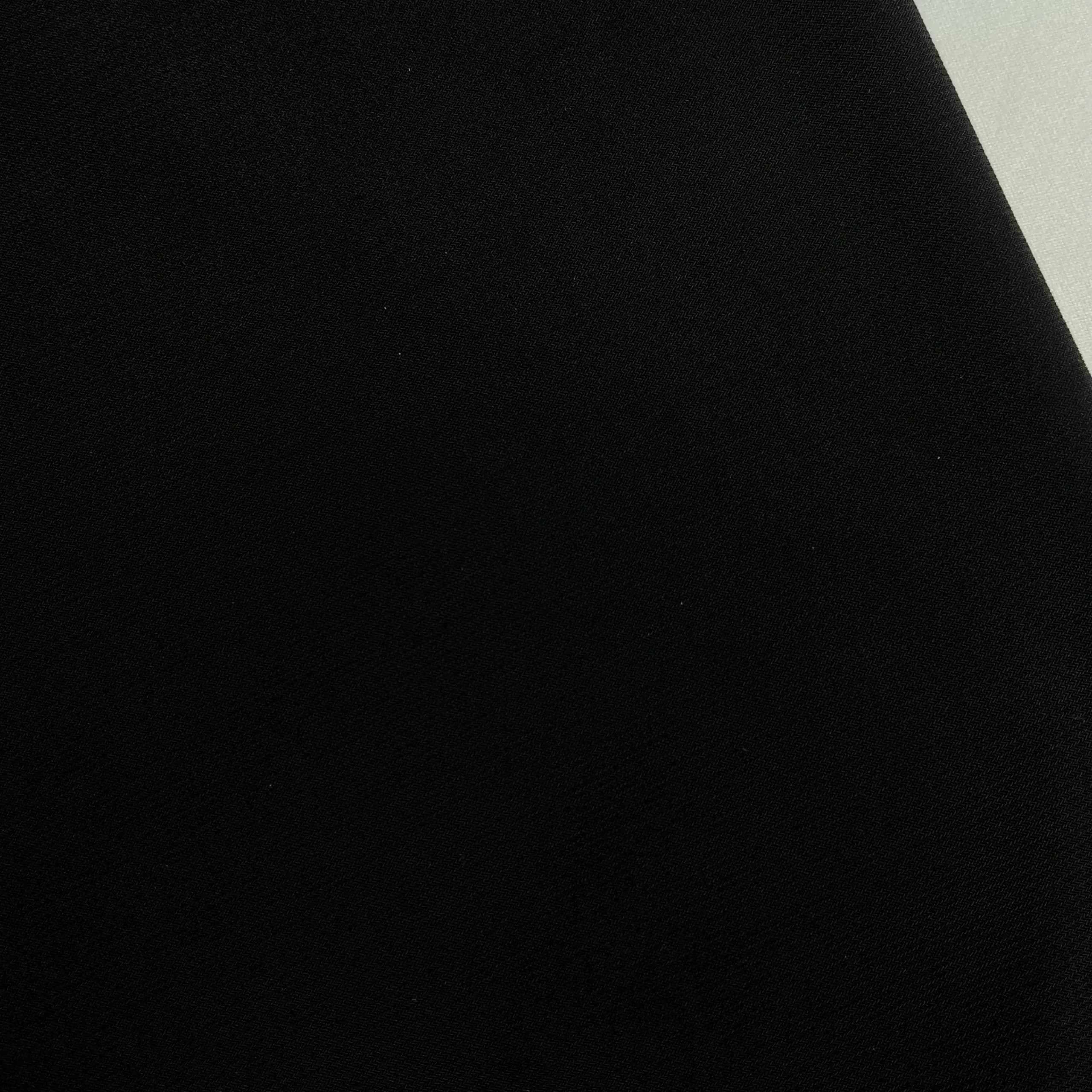 پارچه ریون مشکی — تصویر ۲
