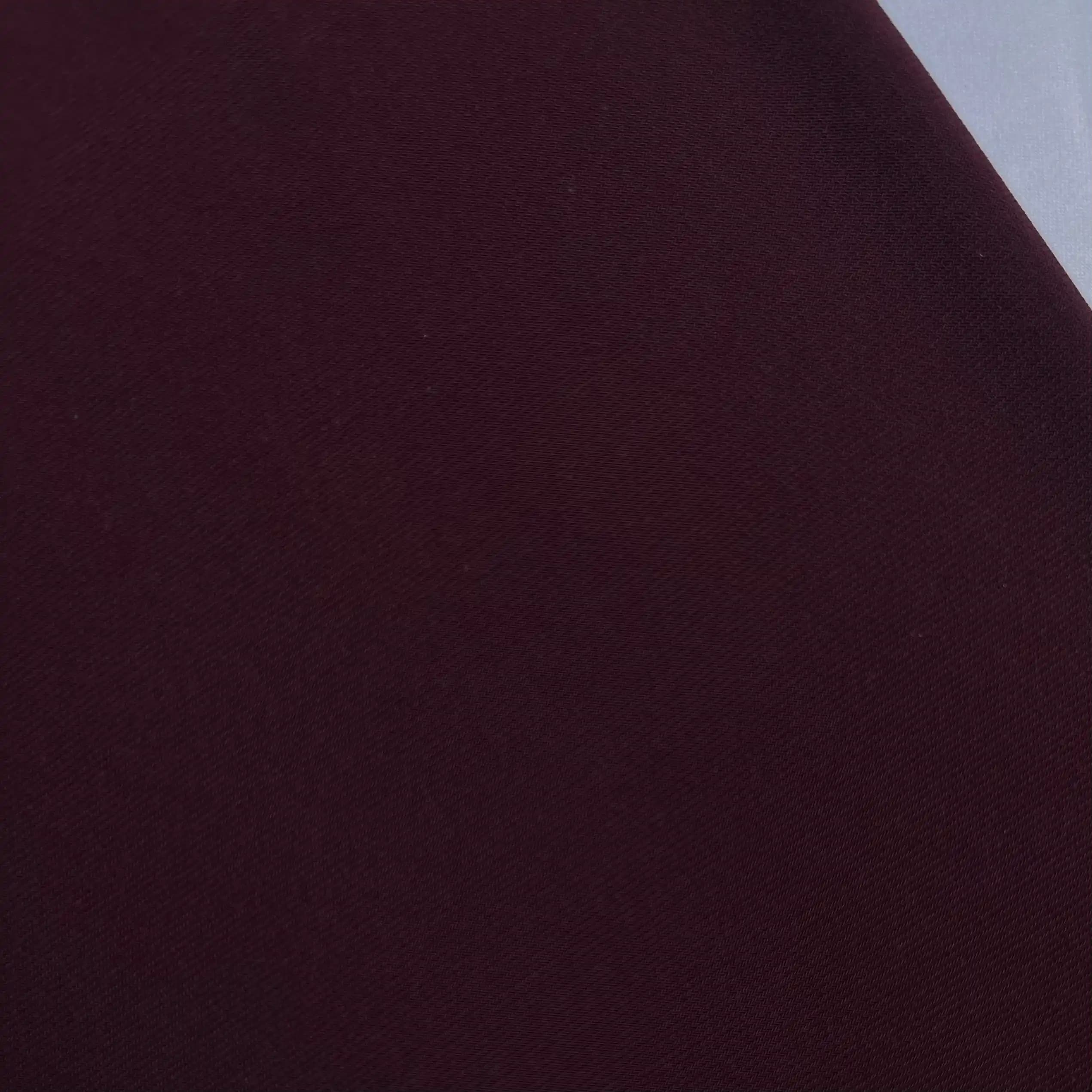پارچه ریون زرشکی تیره — تصویر ۲