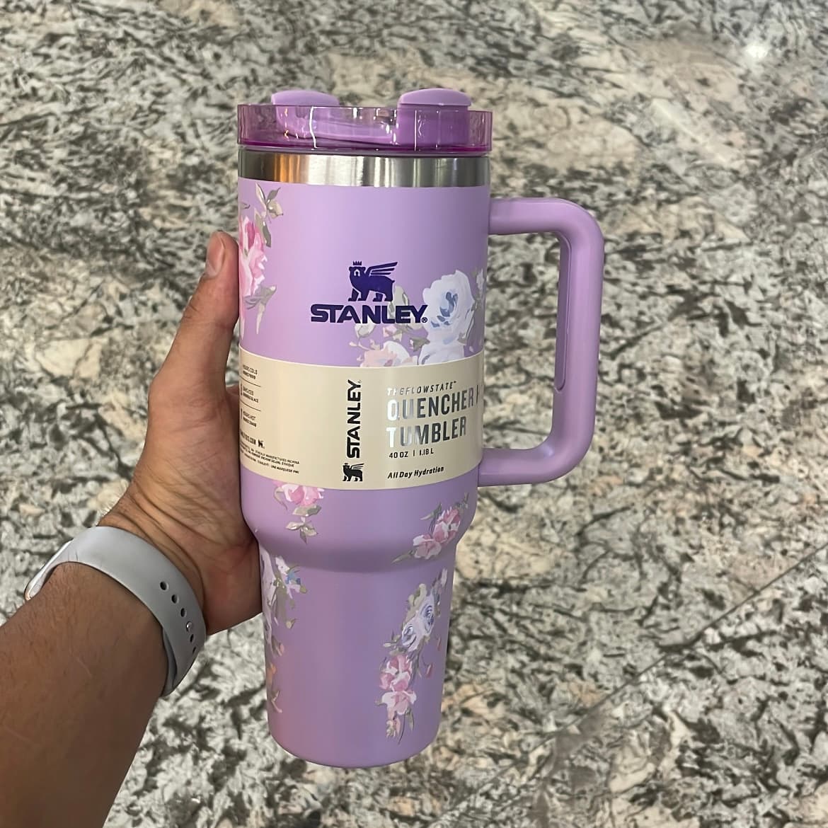 ماگ دسته‌دار استنلی گلدار ۱.۱۸ لیتر | مدل Quencher Tumbler H2.0 — تصویر ۸