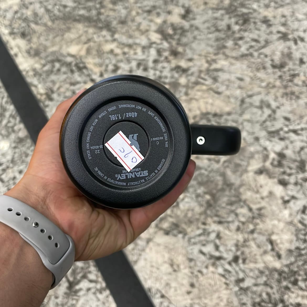 ماگ استنلی مشکی 1.18 لیتر مدل Quencher H2.0 | درب ضد نشت — تصویر ۴