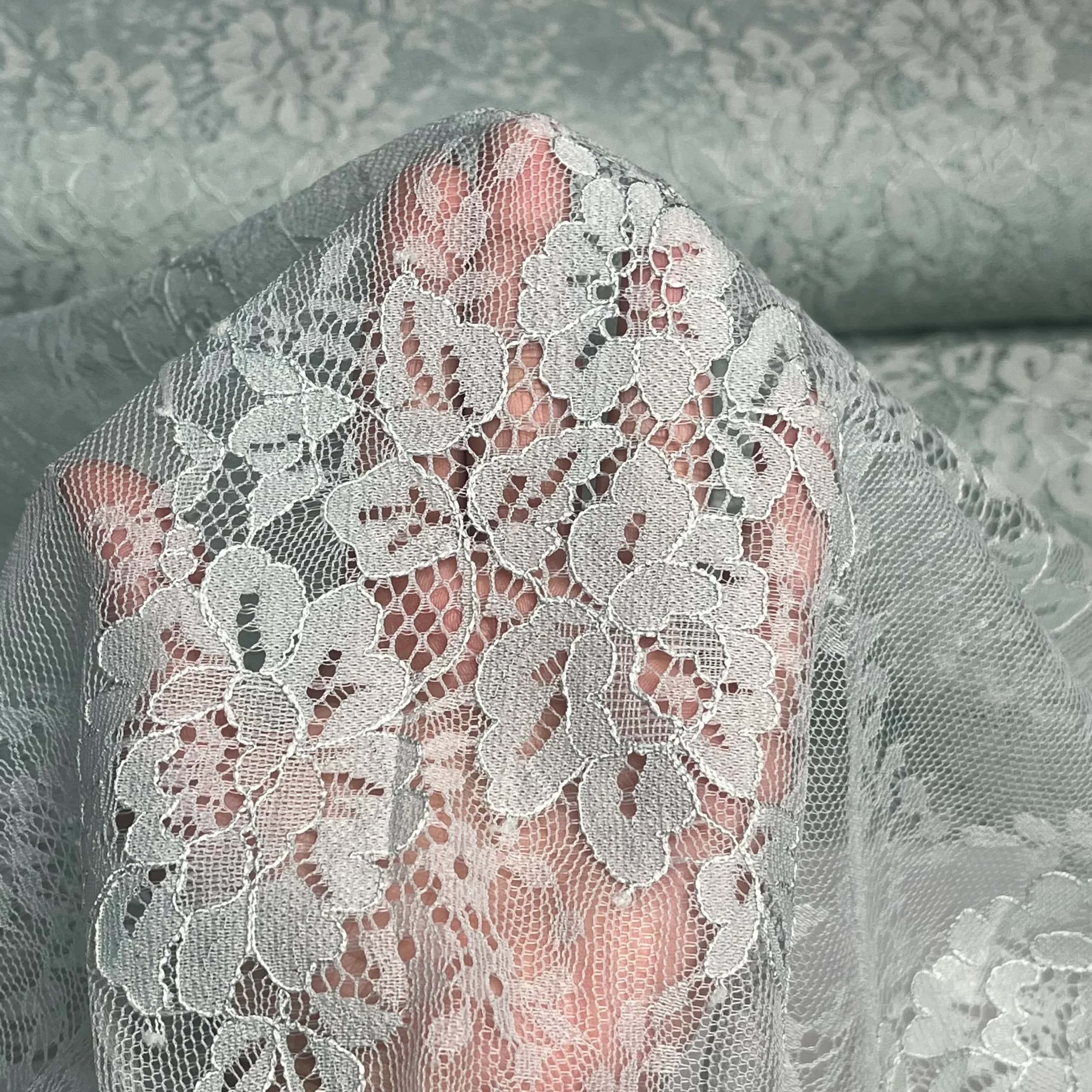 پارچه دانتل کش فرانسه پاستیلی — تصویر ۳