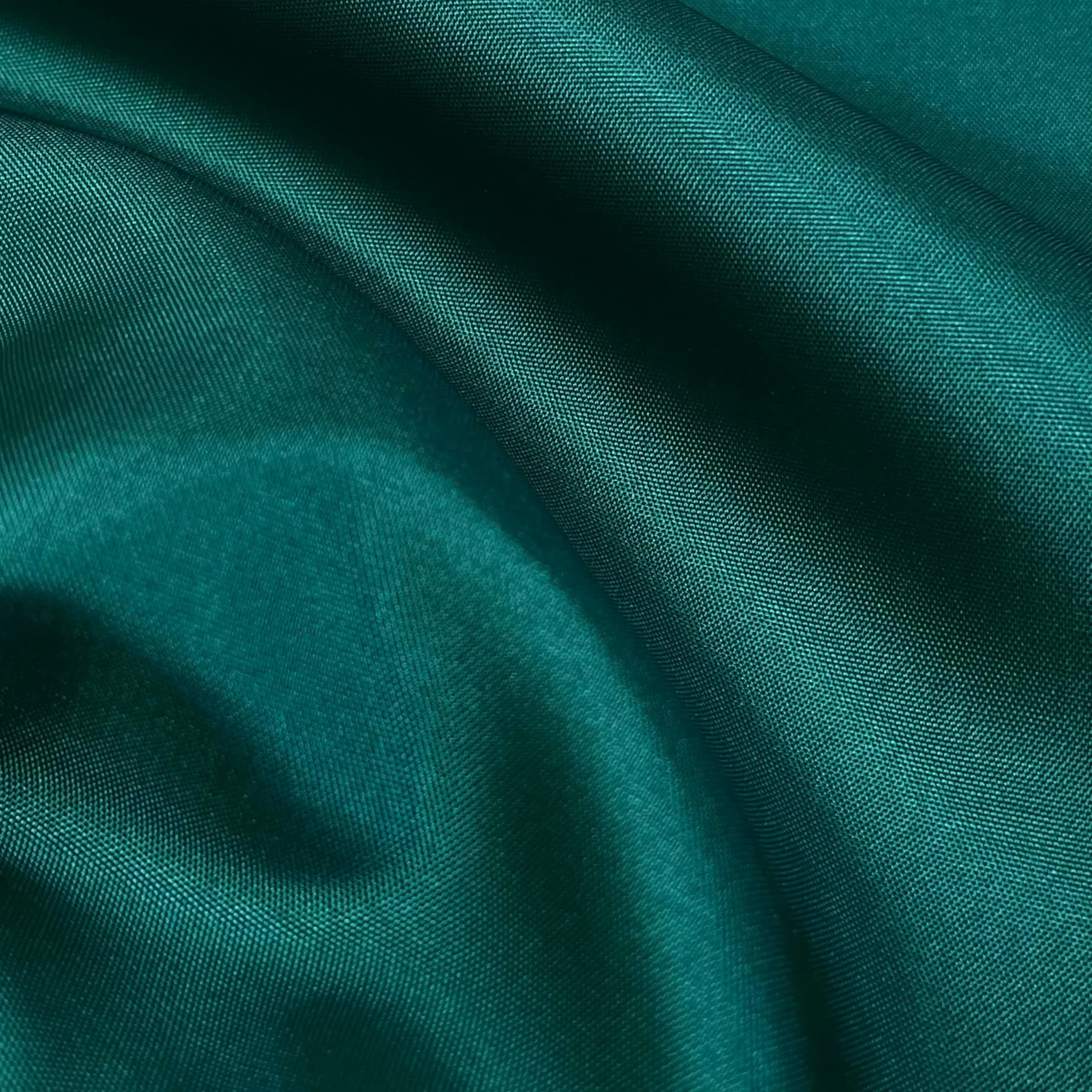 پارچه تافته عرض 3متر سبز زمردی — تصویر ۳