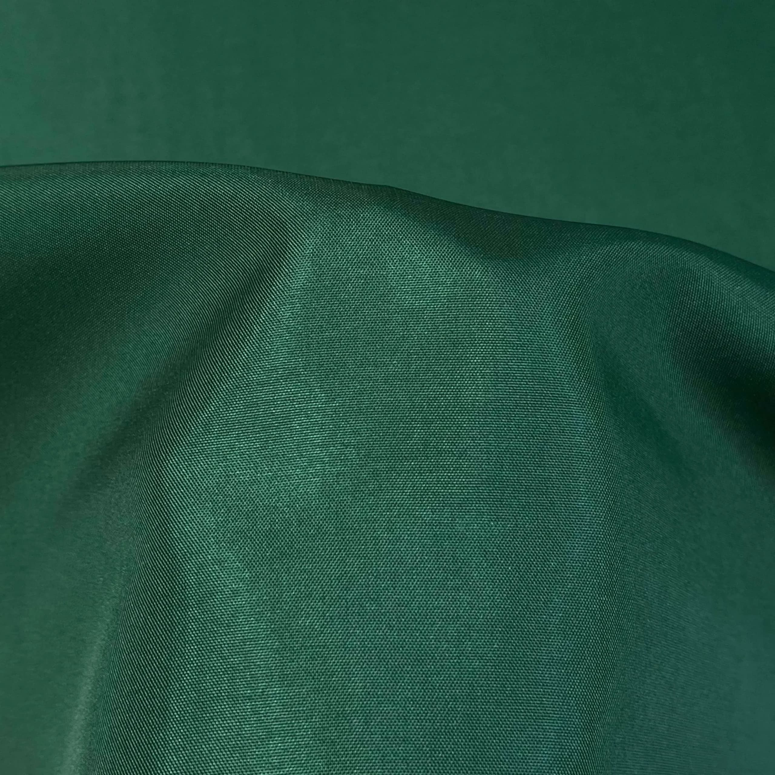 پارچه تافته عرض 3متر سبز زمردی — تصویر ۲