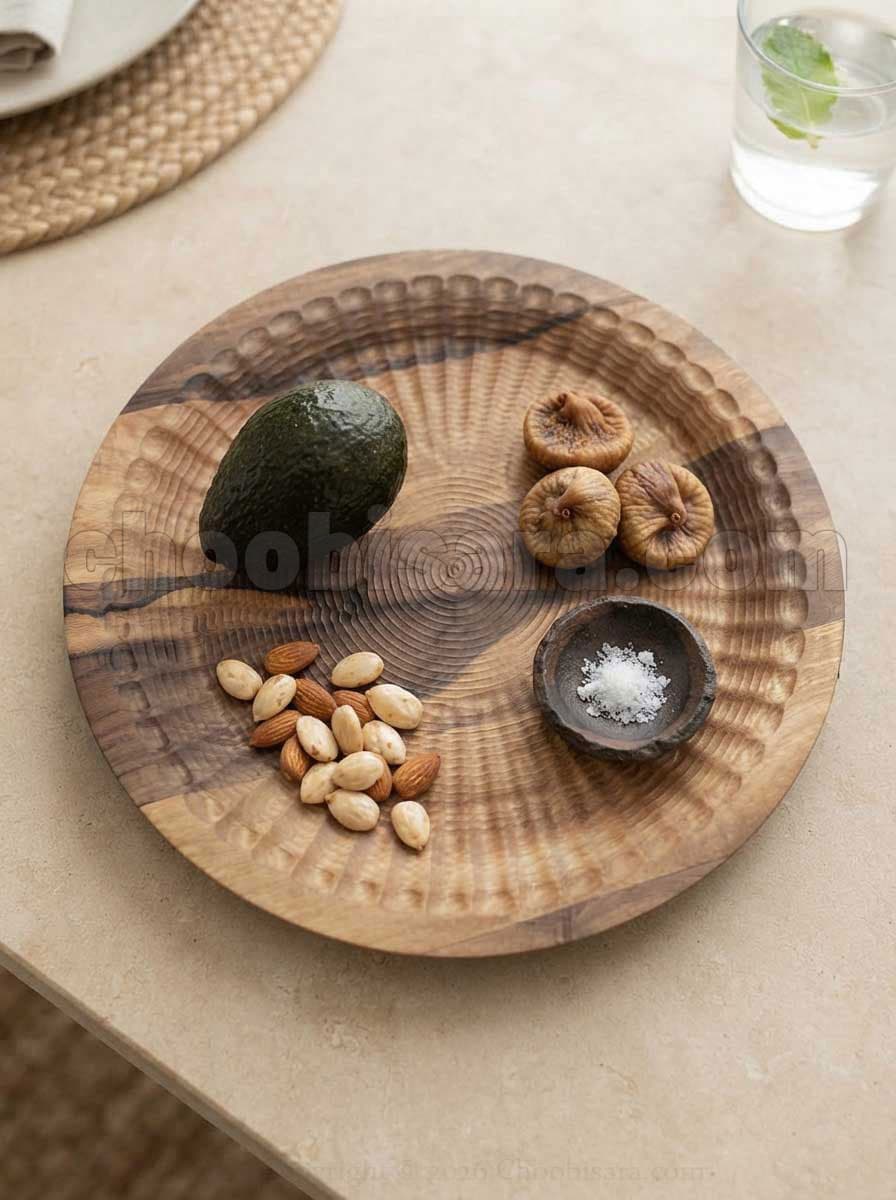 سینی سرو و پذیرایی چوبی گرد هاشور خورده ۲۷ سانتی‌متری کد 405
