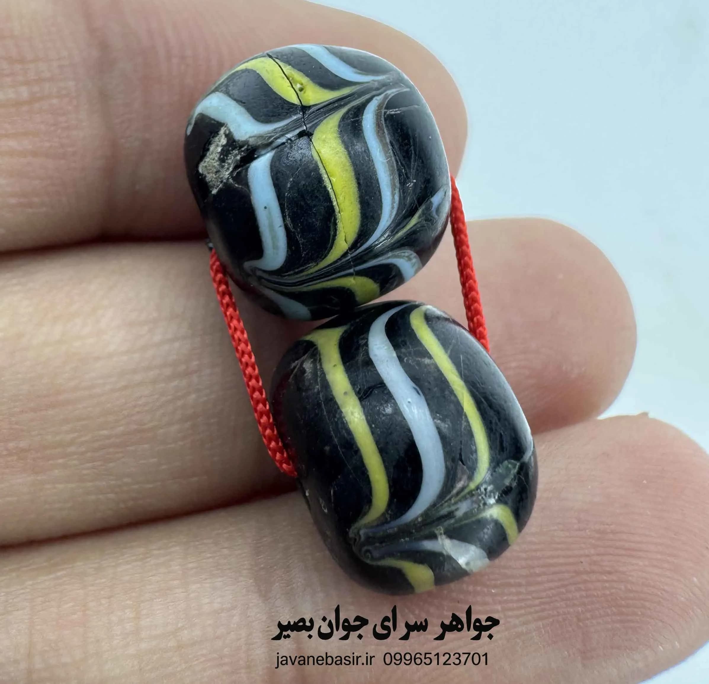 جفت مهره مینا (چیتو) مارپیچ؛ نماد جریان انرژی و حرکت