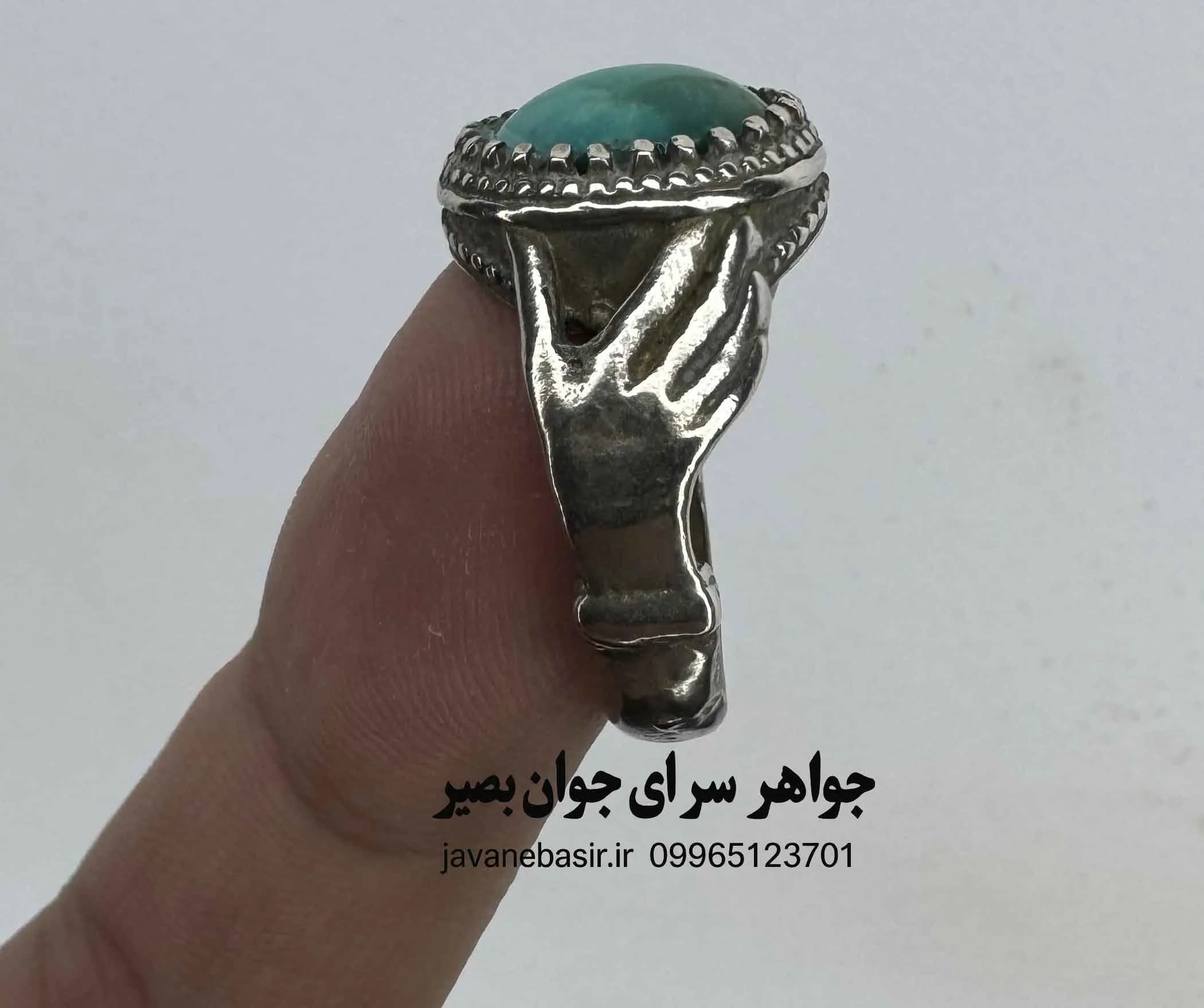 انگشتر فیروزه عجمی مغز خالص با رنگ سبز-آبی؛ رؤیای طبیعت در دستان تو — تصویر ۲