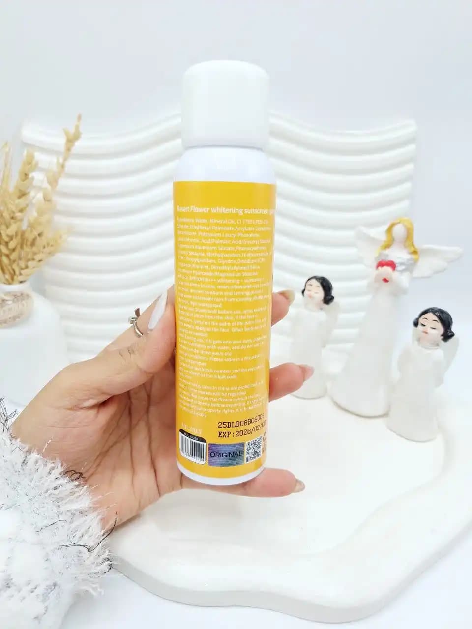 اسپری ضدآفتاب spf 50 بیرنگ و سبک یارا (بدنه زرد) — تصویر ۲