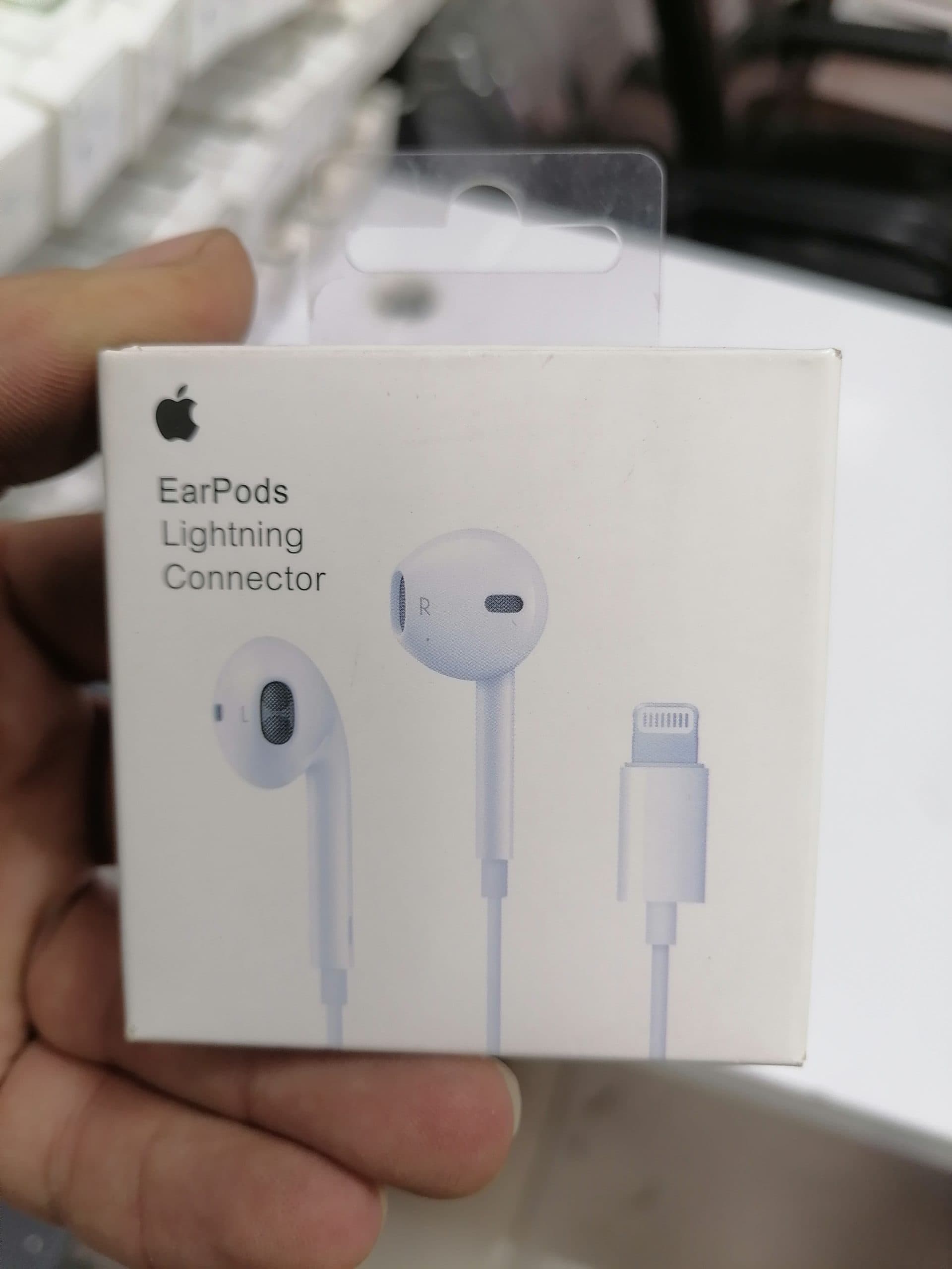 ایرپاد و هندزفری برند اپل مدل لایتنینگ کانکتور EARPODS LIGHTNING CONNECTOR اورجینال (عمده و تک)