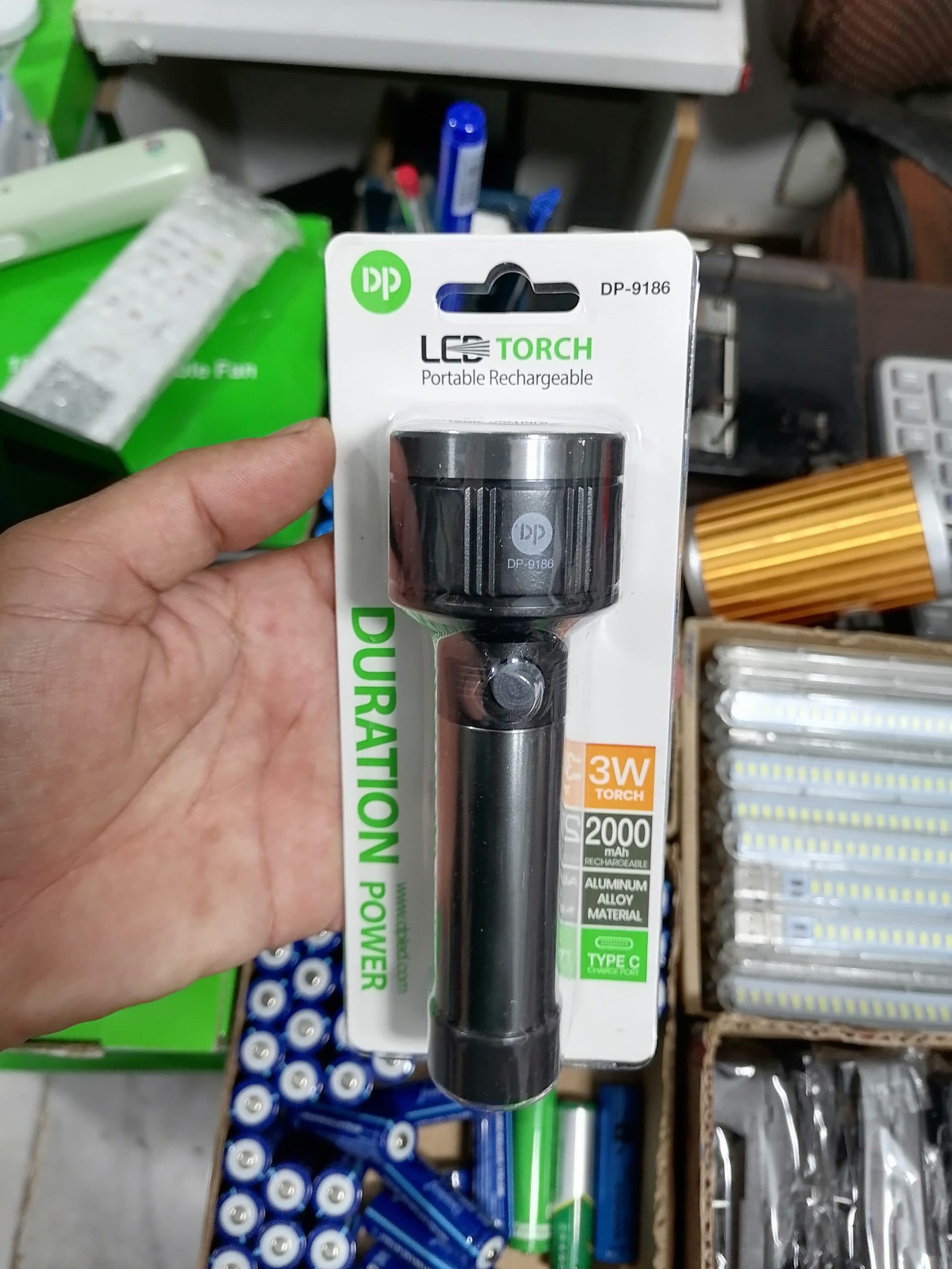 چراغ قوه زوم دار 3 وات دی پی DP مدل DP9186 سایز کوچک(عمده و تک)