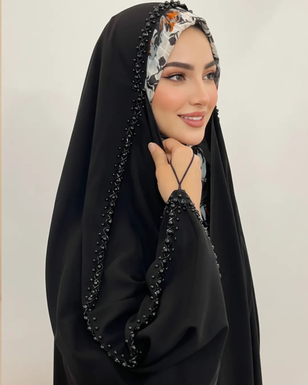 چادر زنانه مشکی جواهردوزی مدل جده مروارید