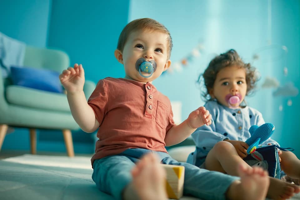 پستانک ارتودنسی ۶تا۱۸ ماه دوتایی فیلیپس اونت PHILIPS AVENT سری Ultrasoftمدل SCF228/01 — تصویر ۸