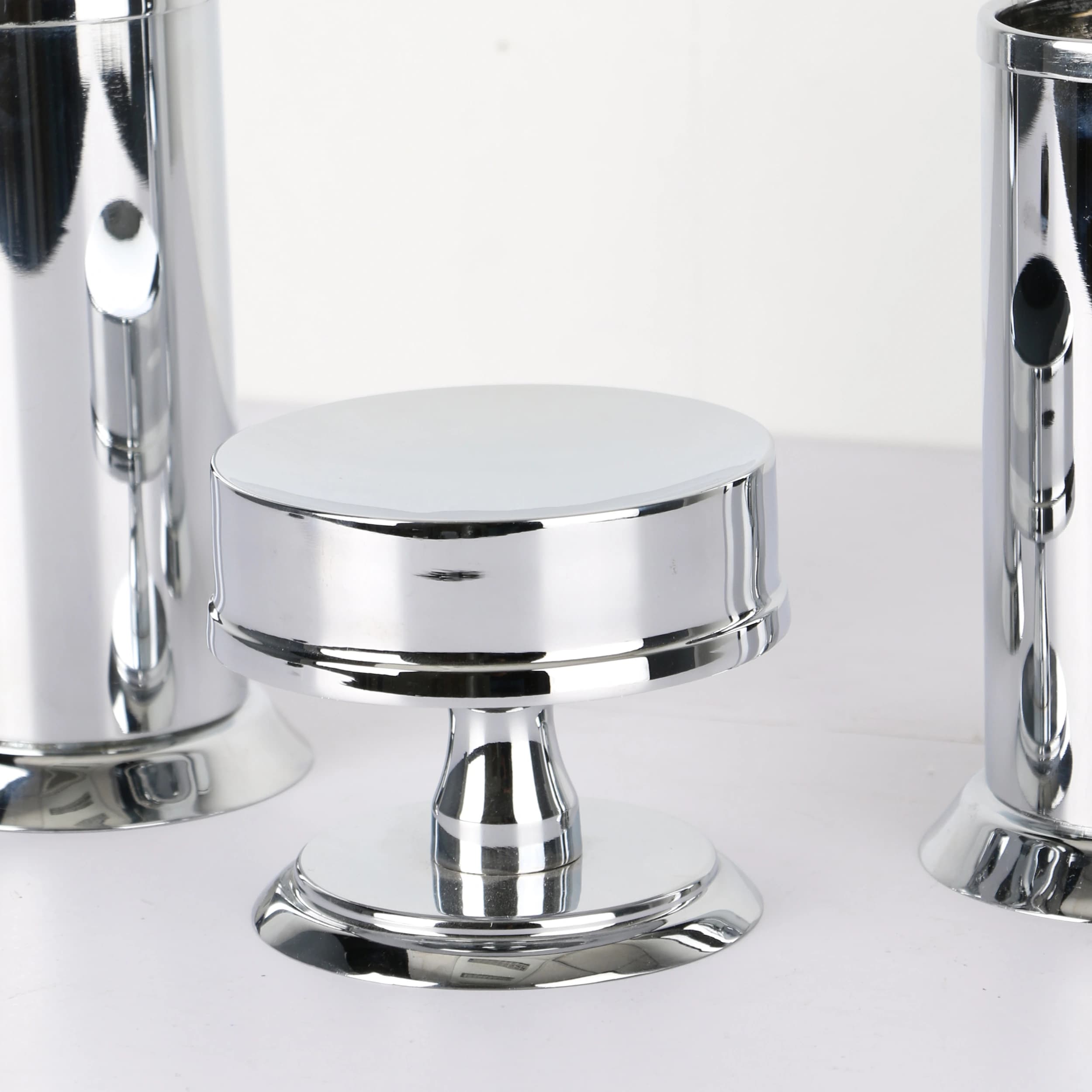 ست سرویس بهداشتی 3 پارچه دلفین مدل brass-003 — تصویر ۶