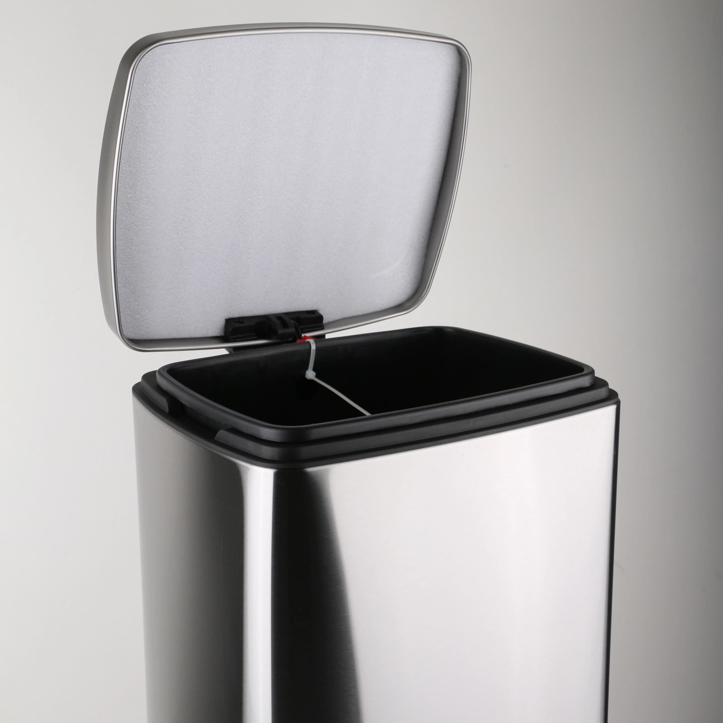 سطل زباله دلفین مدل Pry-20ltr — تصویر ۴