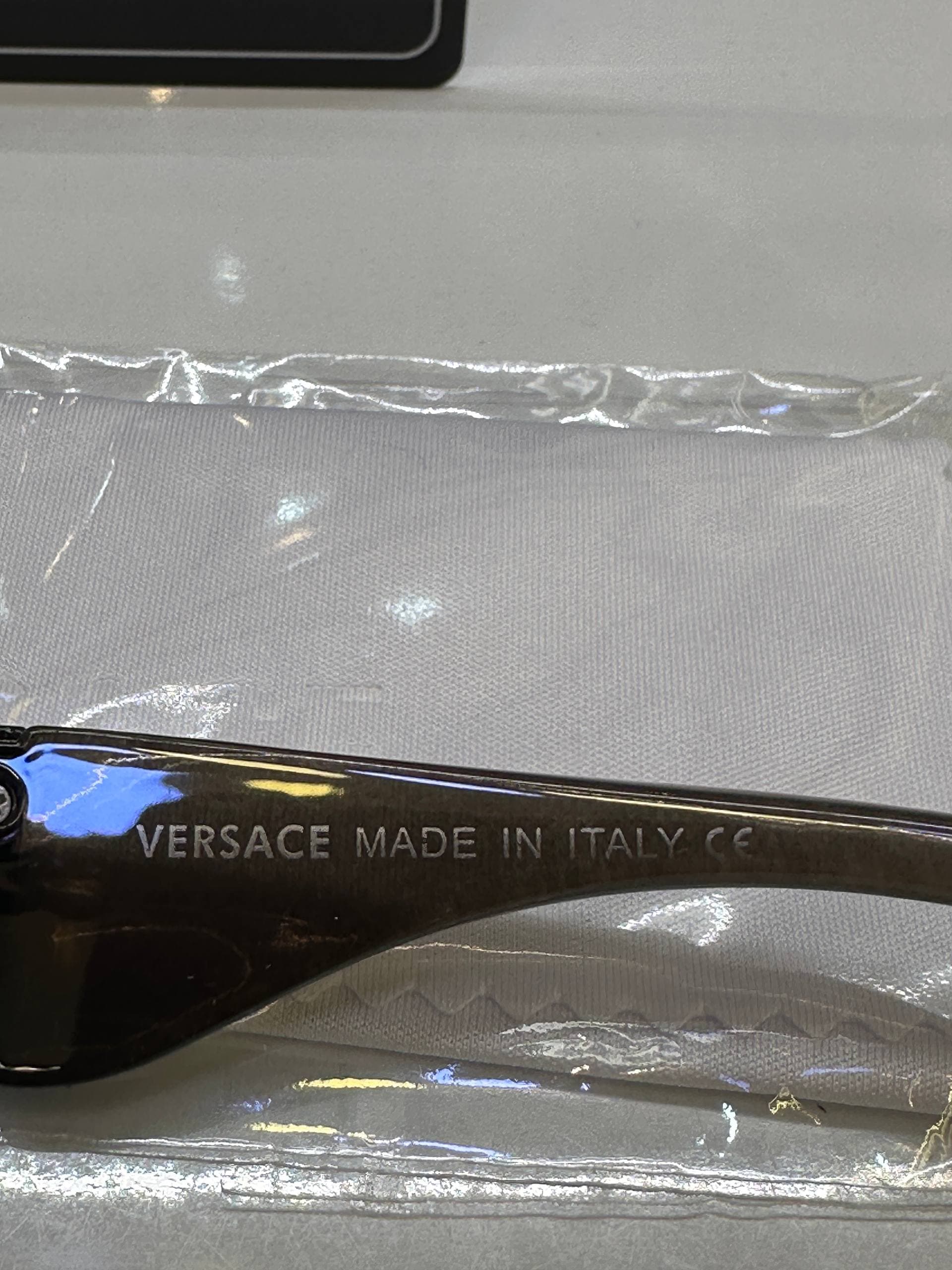 عینک ورساچه Versace Sunglasses ZT7068 — تصویر ۴
