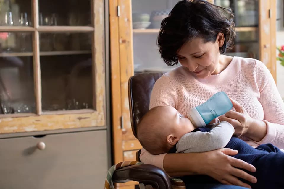 شیشه شیر نچرال ۲۶۰ میلی لیتر فیلیپس اونت PHILIPS AVENT سری Response – آبی — تصویر ۳