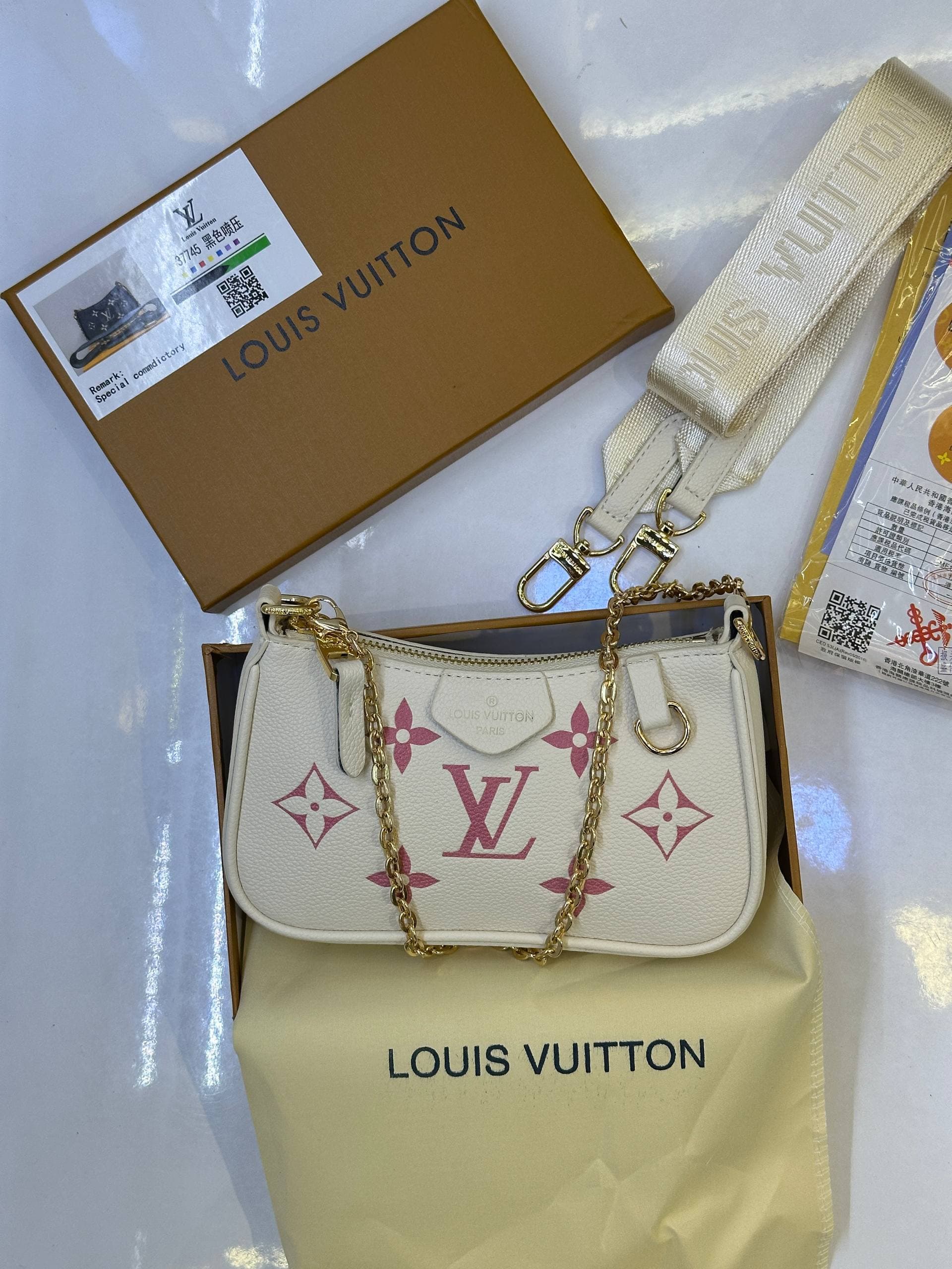کیف لویی ویتون lv multi pochete — تصویر ۳