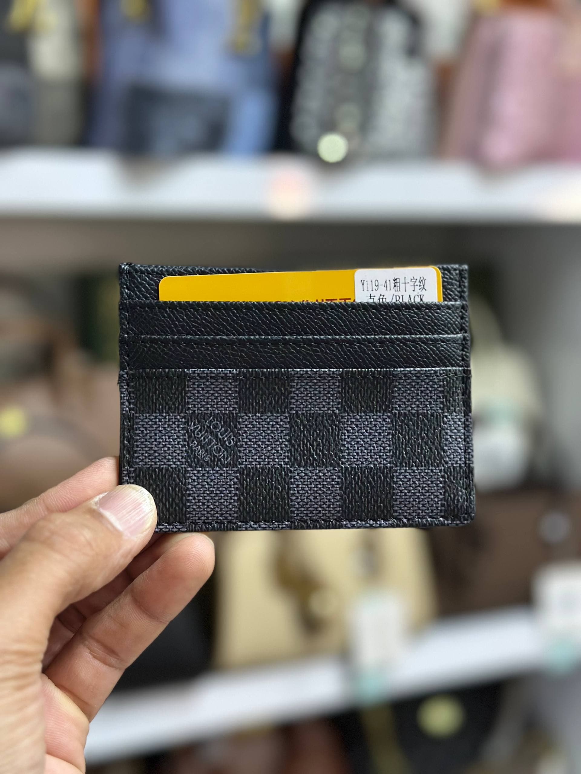 جاکارتی لویی ویتون lv Y119 — تصویر ۴