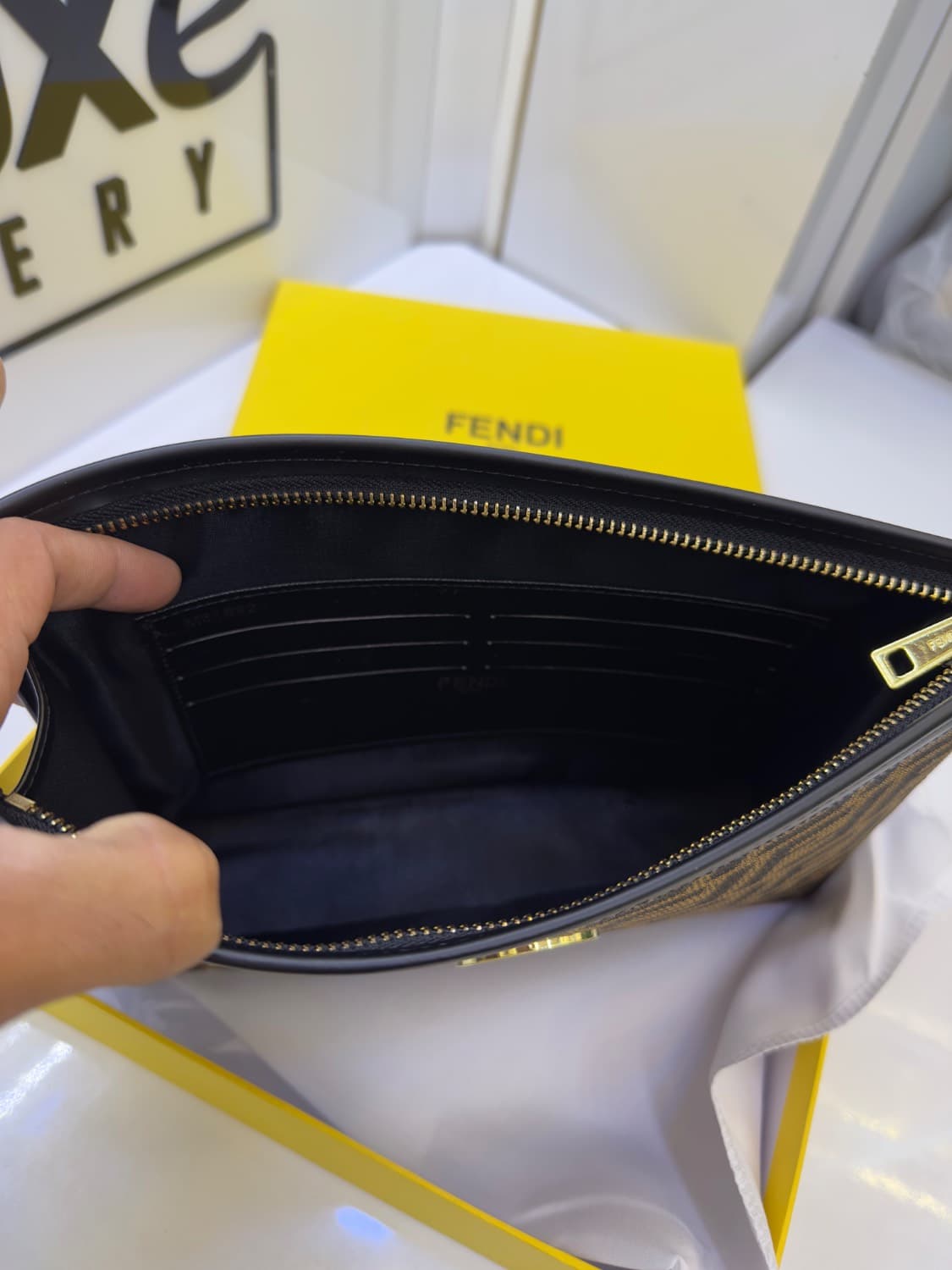 کیف دستی فندی Fendi 61692 — تصویر ۸