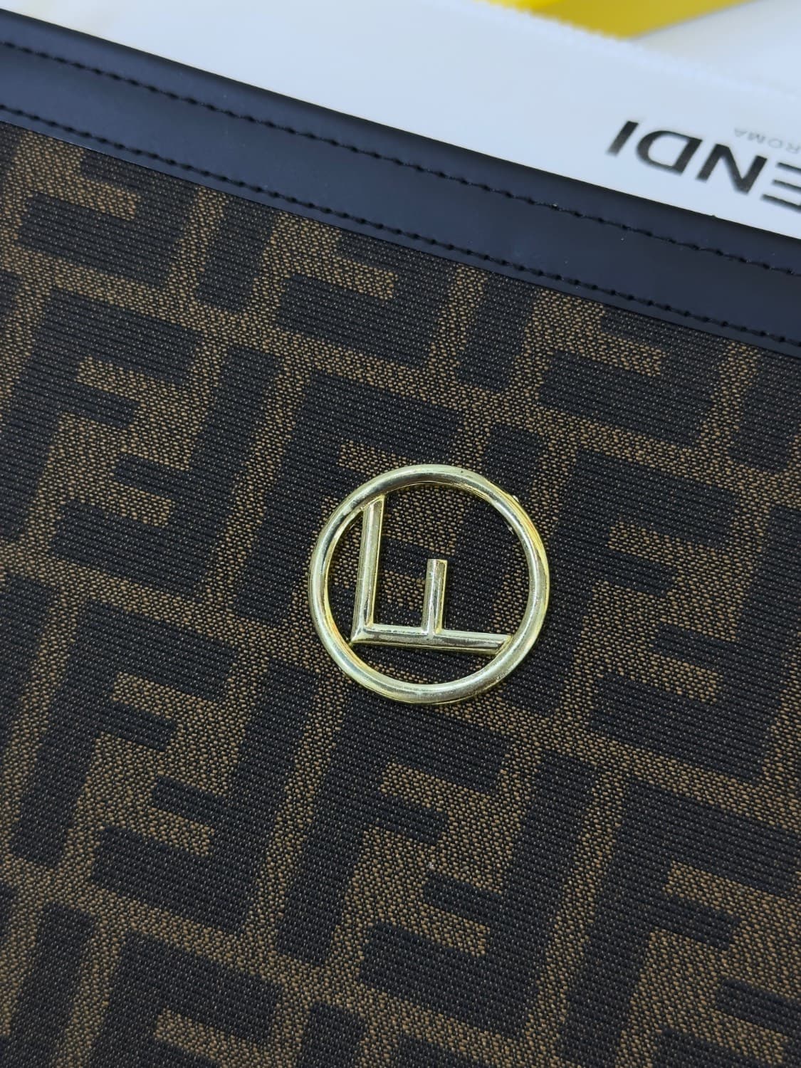 کیف دستی فندی Fendi 61692 — تصویر ۳