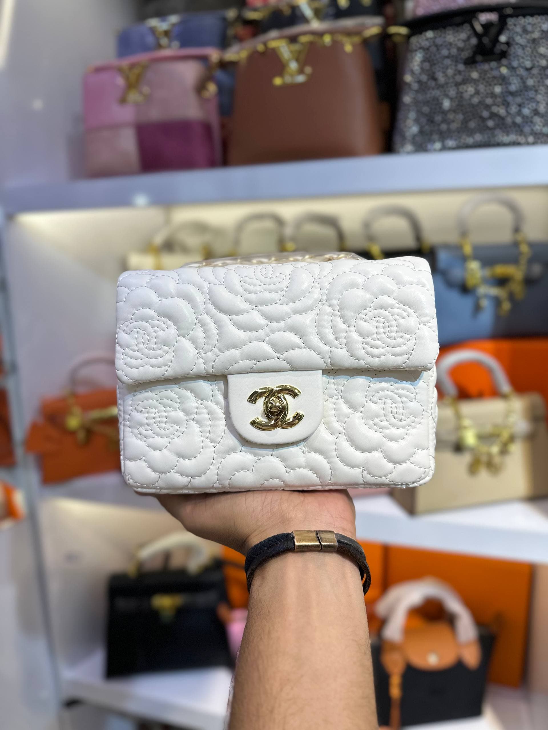 کیف شنل فلپ Chanel 2126 — تصویر ۷